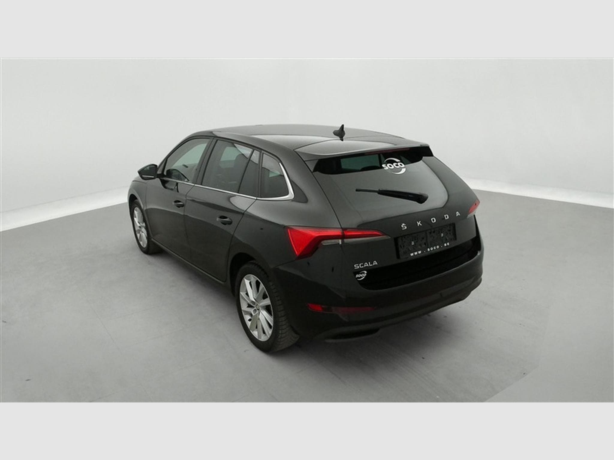 Skoda Scala 1.0 TSI Clever NAVI / CARPLAY / FULL LED (2021) - Photo 2