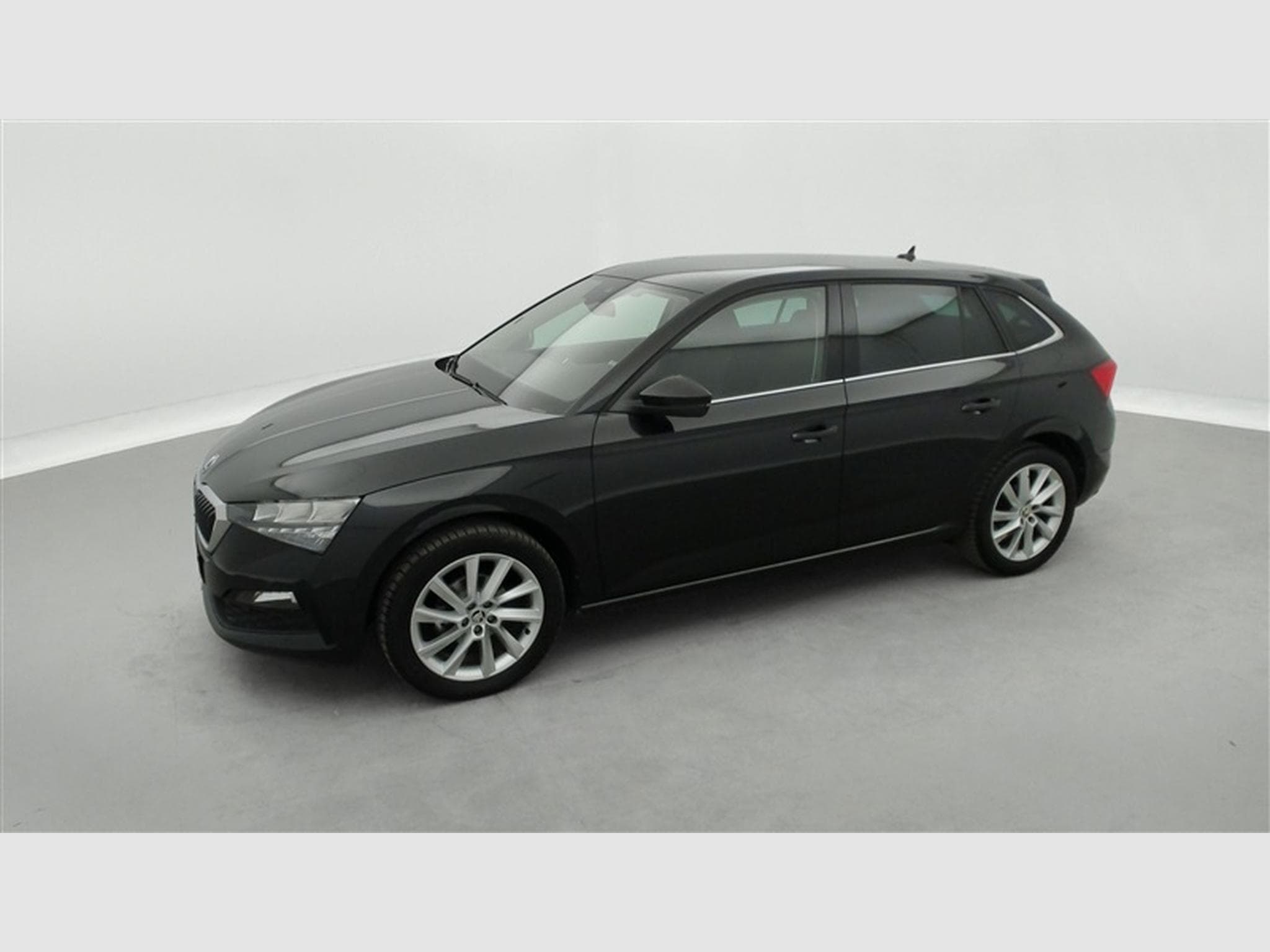 Skoda Scala 1.0 TSI Clever NAVI / CARPLAY / FULL LED (2021) - Photo 21
