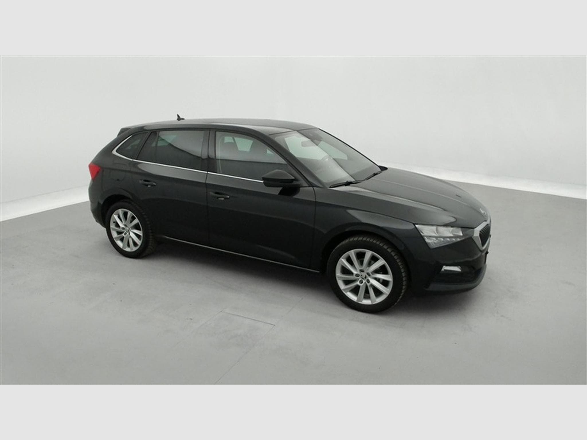 Skoda Scala 1.0 TSI Clever NAVI / CARPLAY / FULL LED (2021) - Photo 23