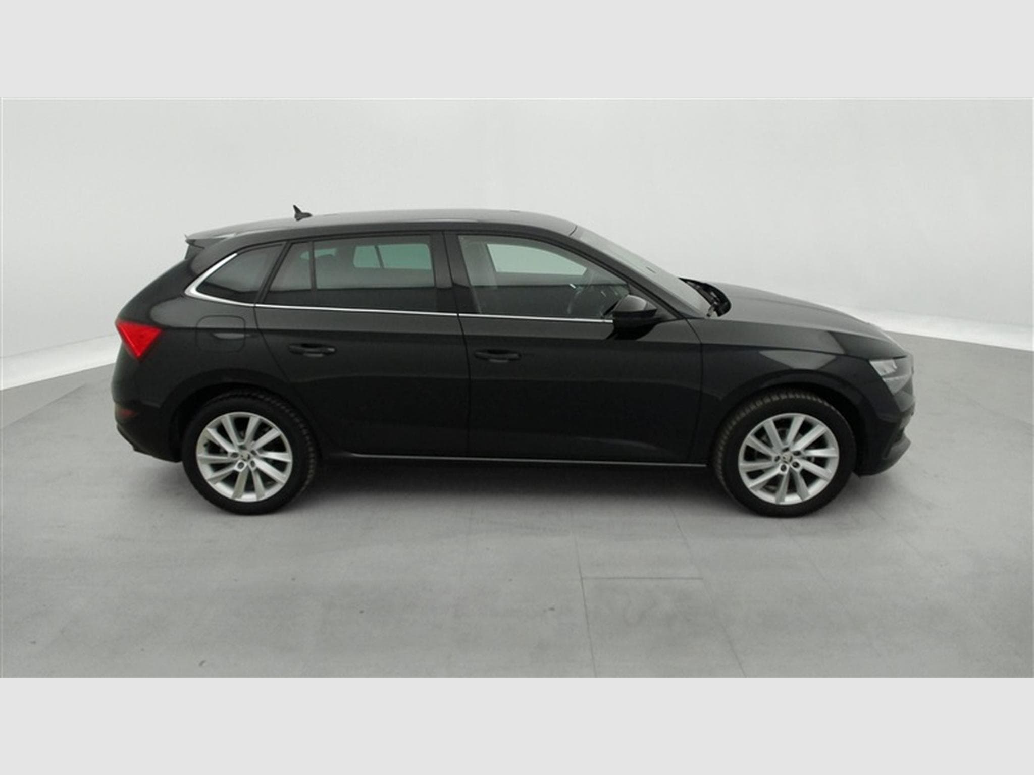 Skoda Scala 1.0 TSI Clever NAVI / CARPLAY / FULL LED (2021) - Photo 24