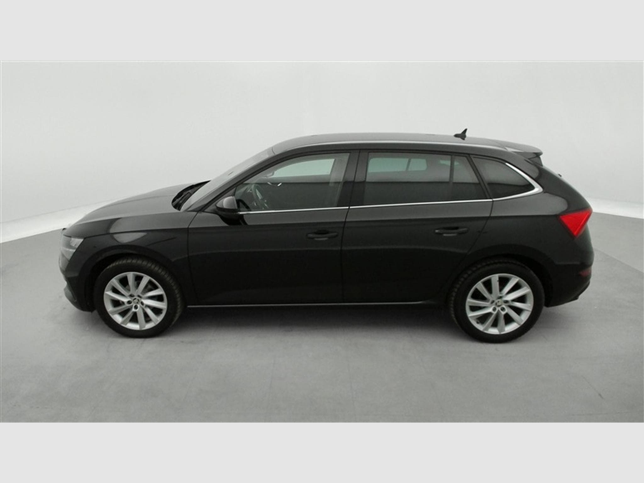 Skoda Scala 1.0 TSI Clever NAVI / CARPLAY / FULL LED (2021) - Photo 3