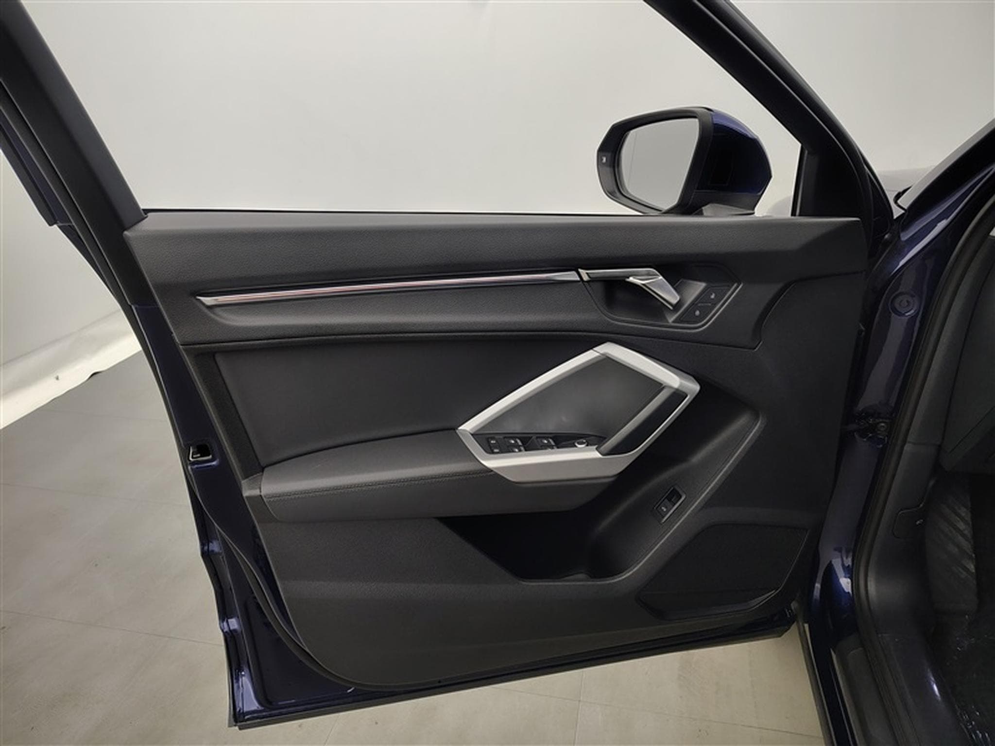 Audi Q3 Sportback 35 TFSI Business Edition Attraction S tronic (2024) - Photo 17