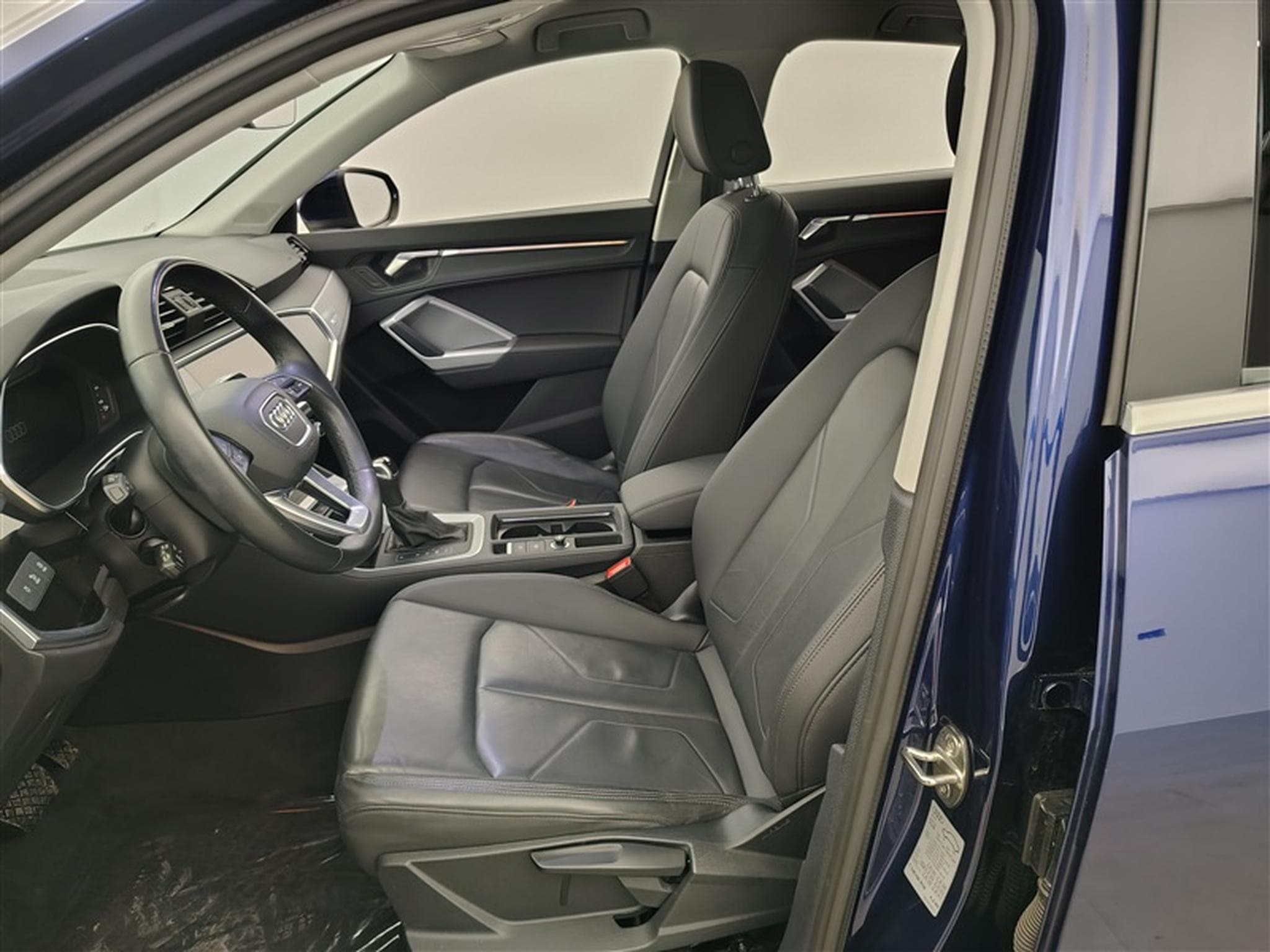 Audi Q3 Sportback 35 TFSI Business Edition Attraction S tronic (2024) - Photo 7