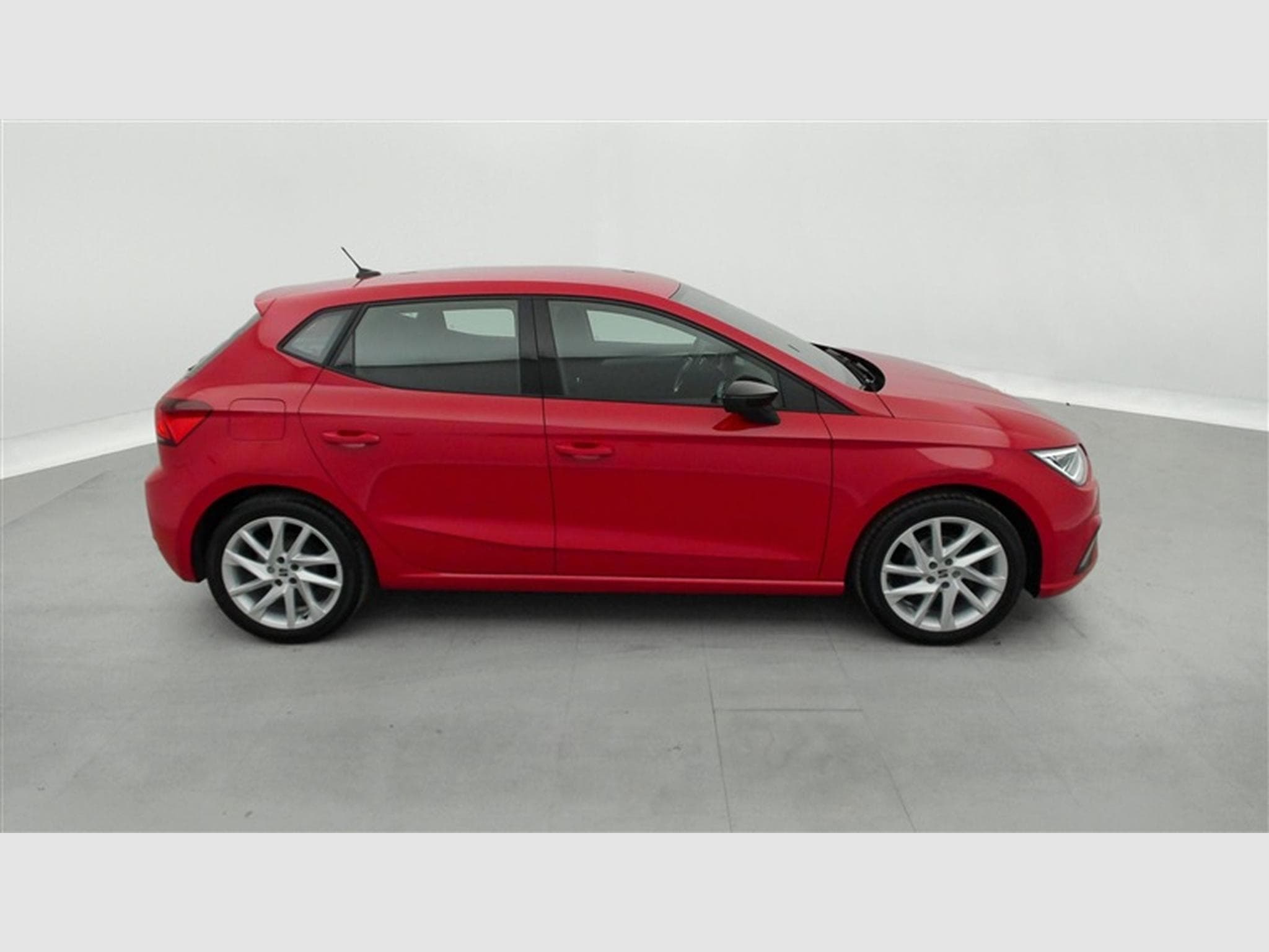 Seat Ibiza 1.0 TSI 95Cv FR NAVI / CARPLAY / FULL LED (2023) - Photo 24