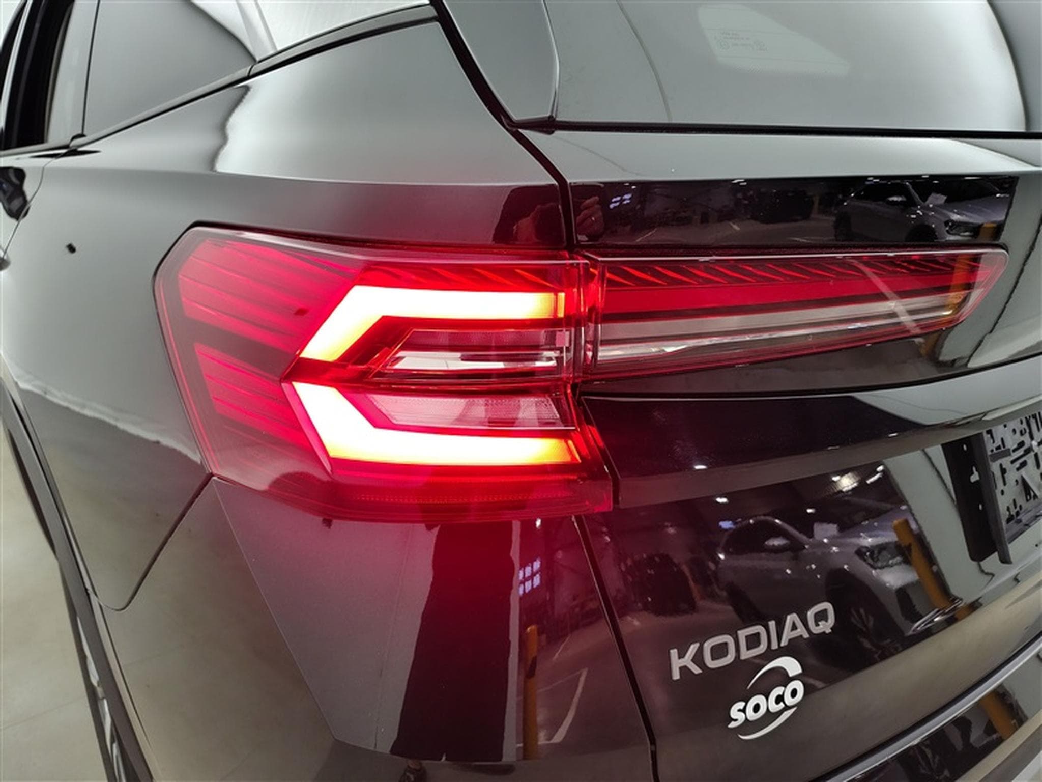 Skoda Kodiaq 1.5 TSI m-HEV 150Cv DSG Selection 7PL / CARPLAY / CAMERA (2025) - Photo 16