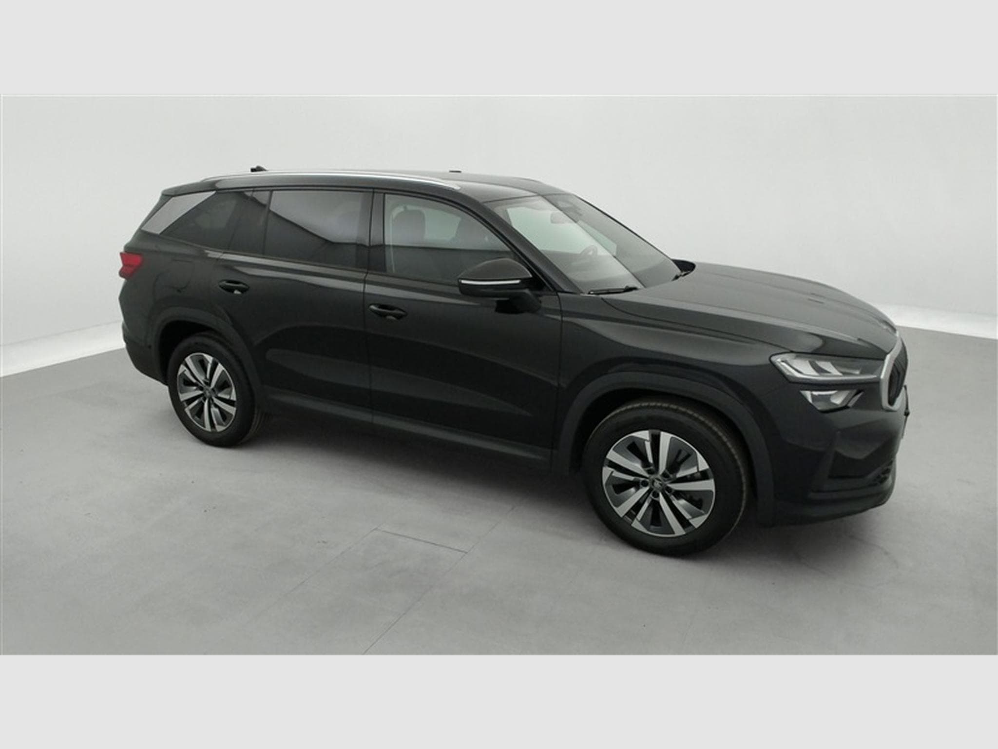 Skoda Kodiaq 1.5 TSI m-HEV 150Cv DSG Selection 7PL / CARPLAY / CAMERA (2025) - Photo 23