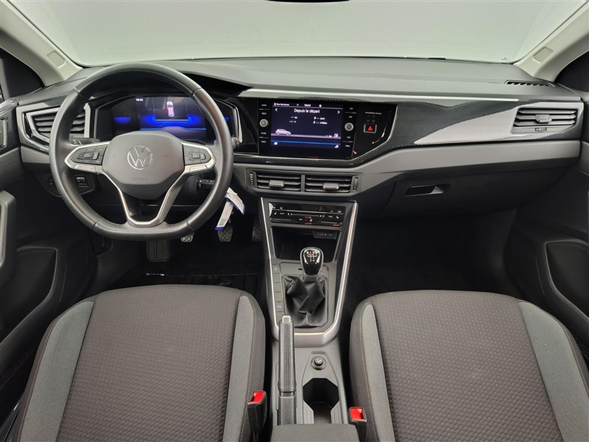 VW Polo 1.0 MPI (2024) - Photo 8