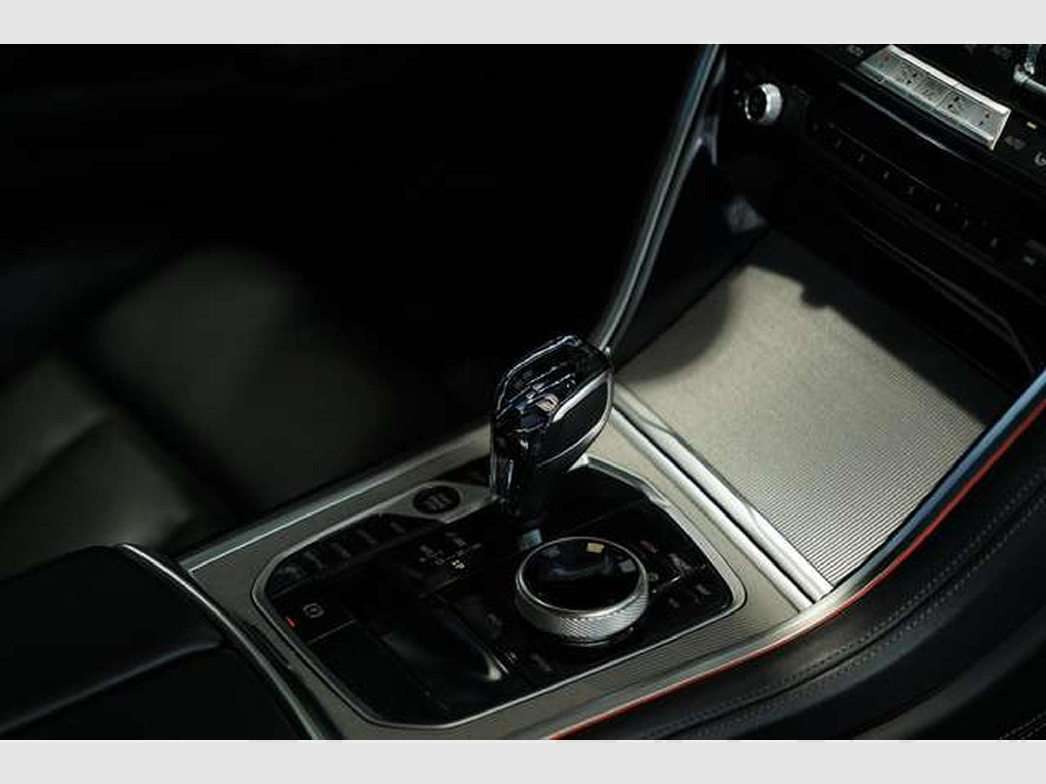 BMW M850 i xD Gran Coupé *YIDO*Pano*B&W*HUD*Deutsch (2020) - Photo 23