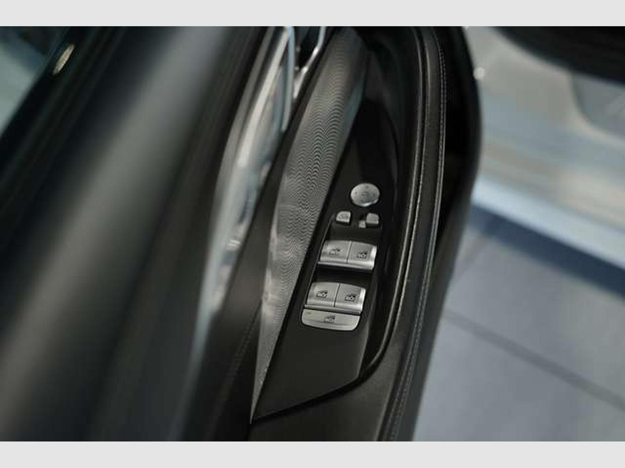 BMW M850 i xD Gran Coupé *YIDO*Pano*B&W*HUD*Deutsch (2020) - Photo 29