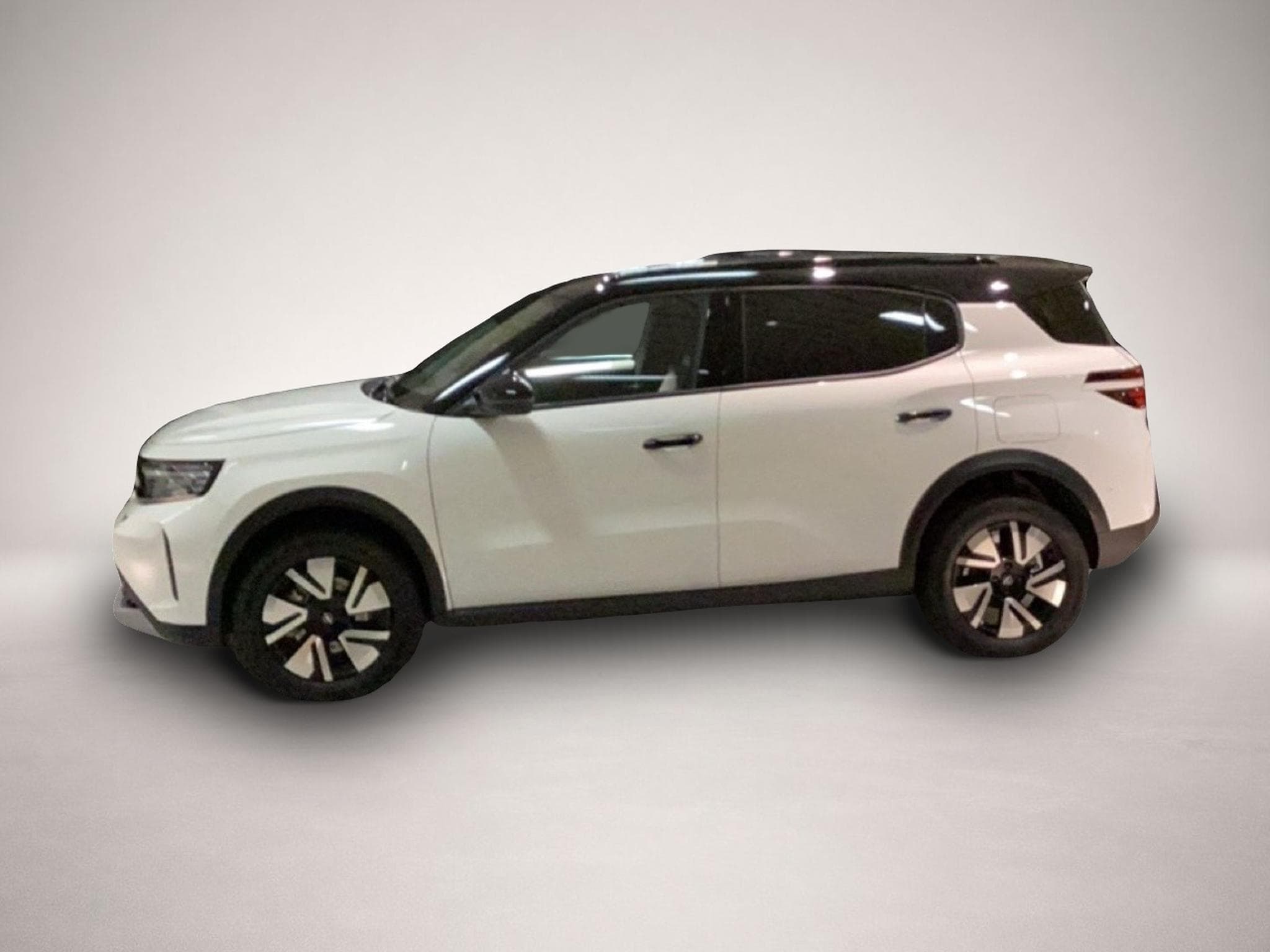 Opel Frontera (2025) - Photo 3