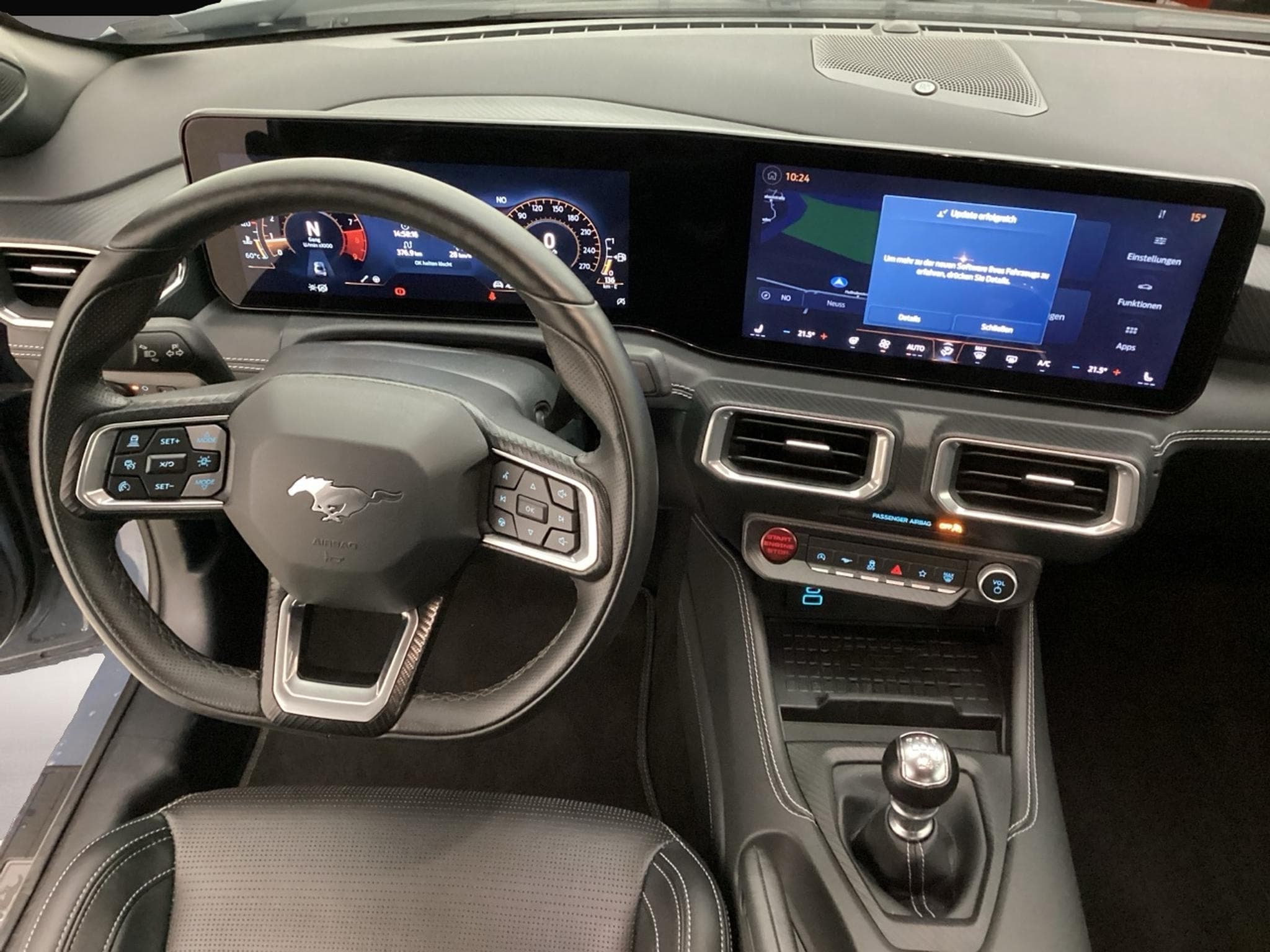 Ford Mustang (2024) - Photo 4