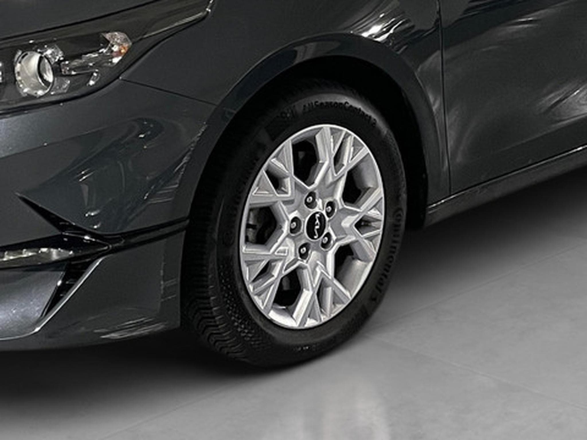 Kia Ceed 1.0 T-GDI PULSE (2024) - Photo 20
