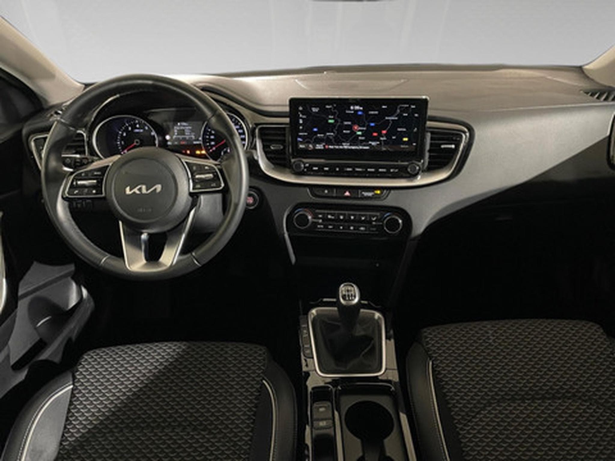 Kia Ceed 1.0 T-GDI PULSE (2024) - Photo 5