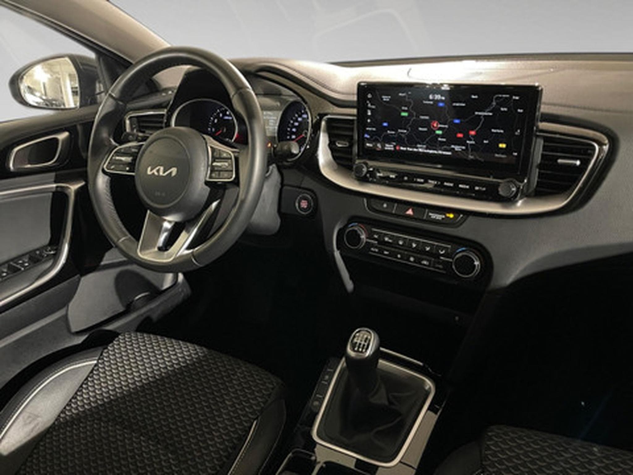 Kia Ceed 1.0 T-GDI PULSE (2024) - Photo 7