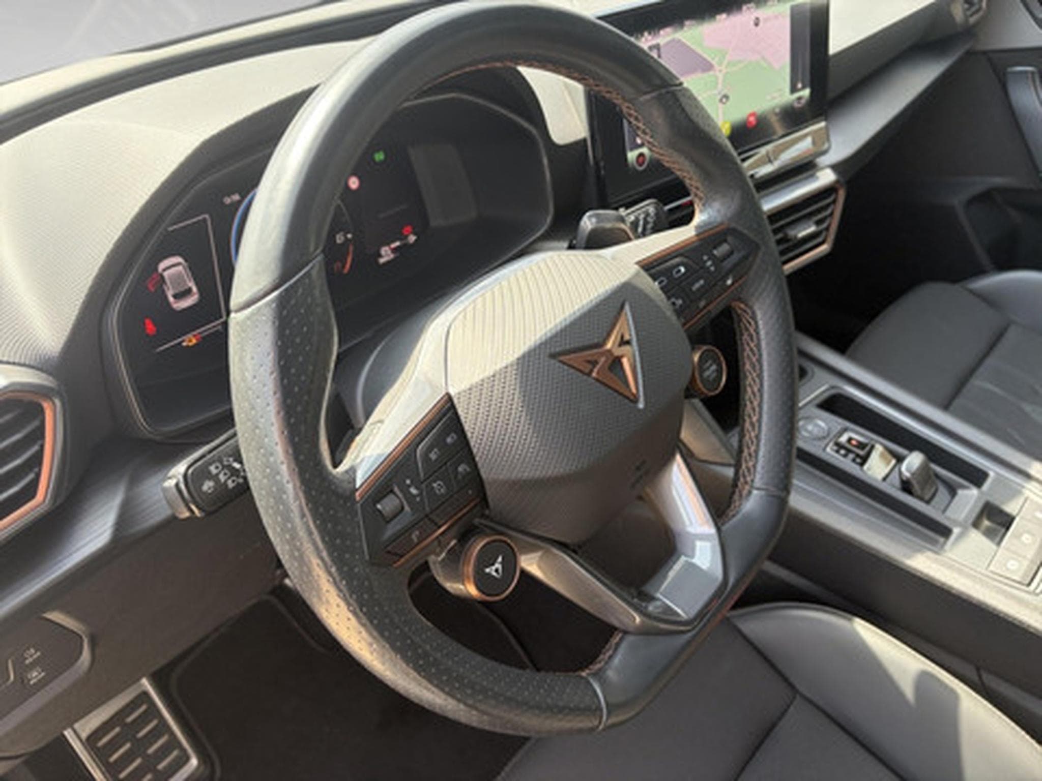 Seat Leon 2.0 TSI 180kW VZ DSG (2022) - Foto 8