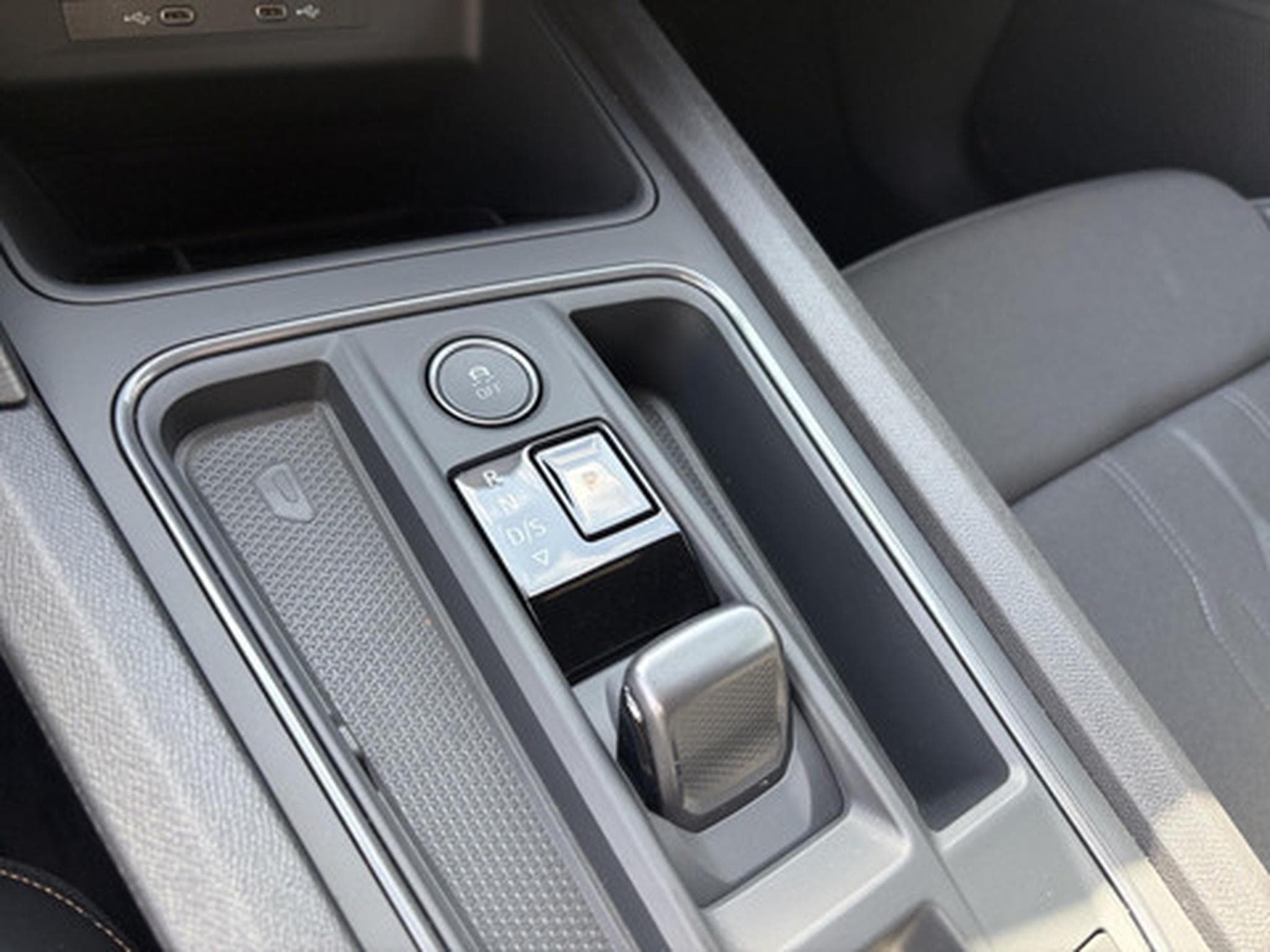 Seat Leon 2.0 TSI 180kW VZ DSG (2022) - Foto 9
