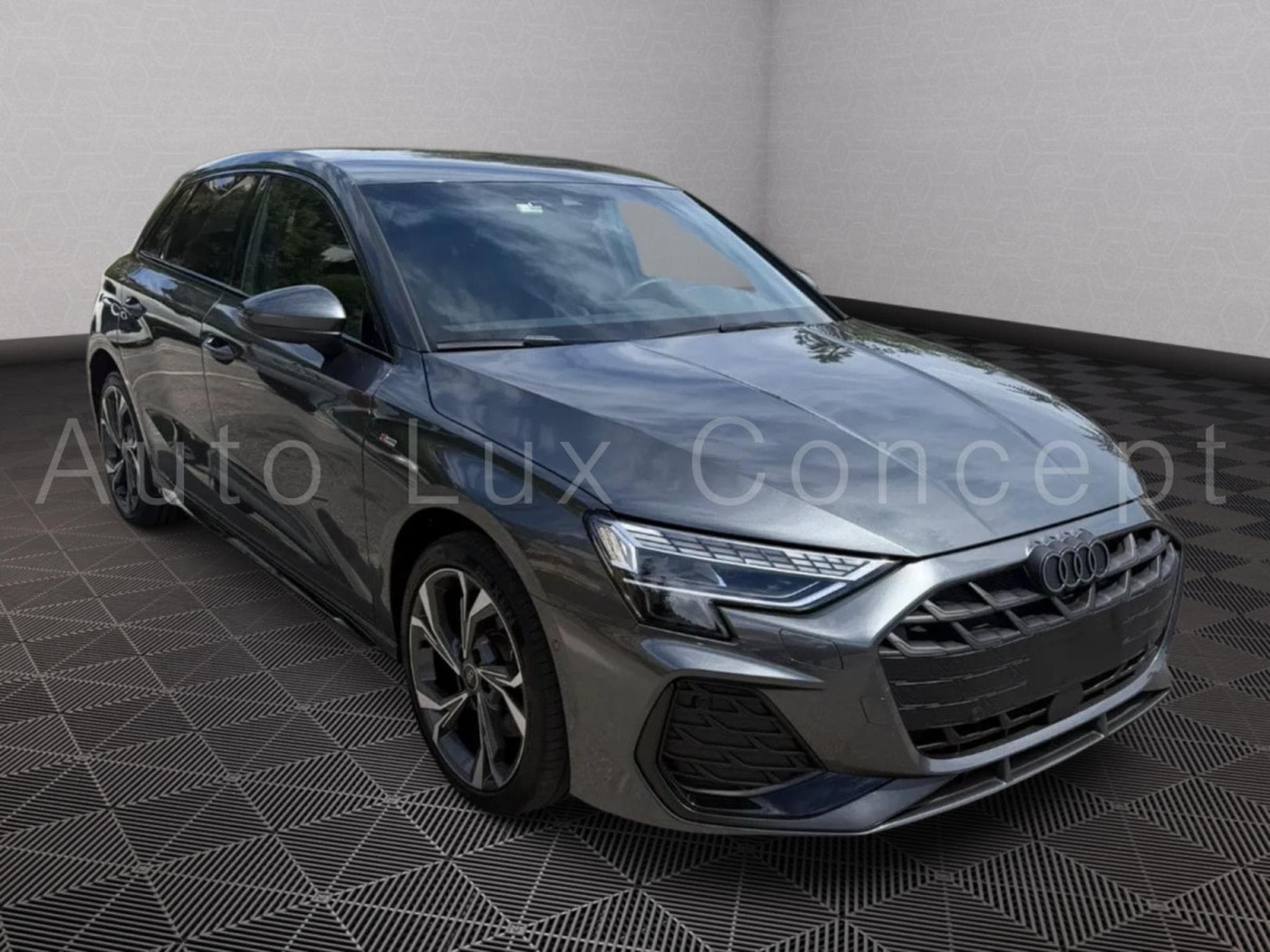 Audi A3 Sportback 40 TFSI e S line (2025) - Photo 2