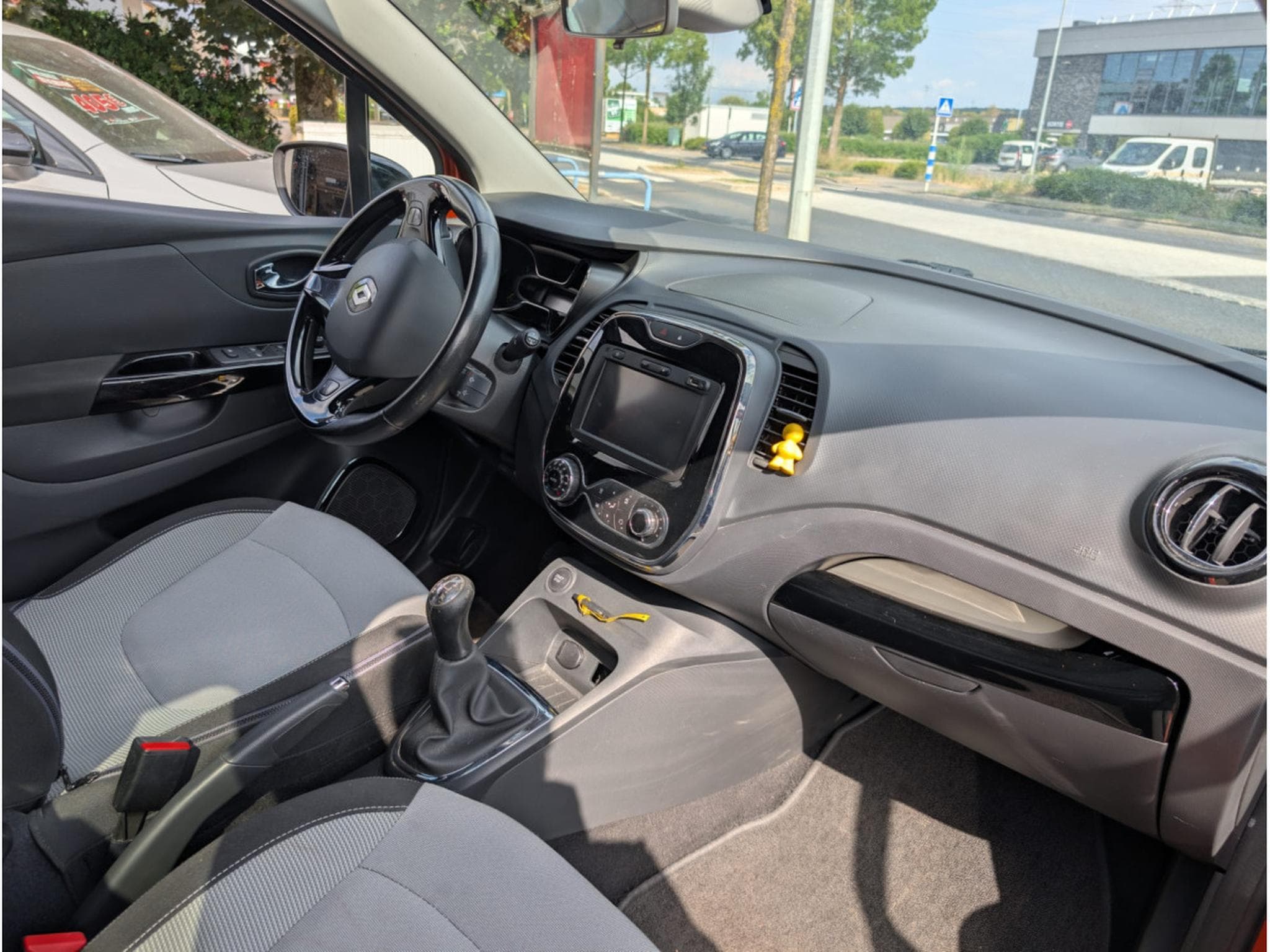Renault Captur 1.5 DCI 90 ENERGY * GARANTIE 24 MOIS * (2014) - Photo 6