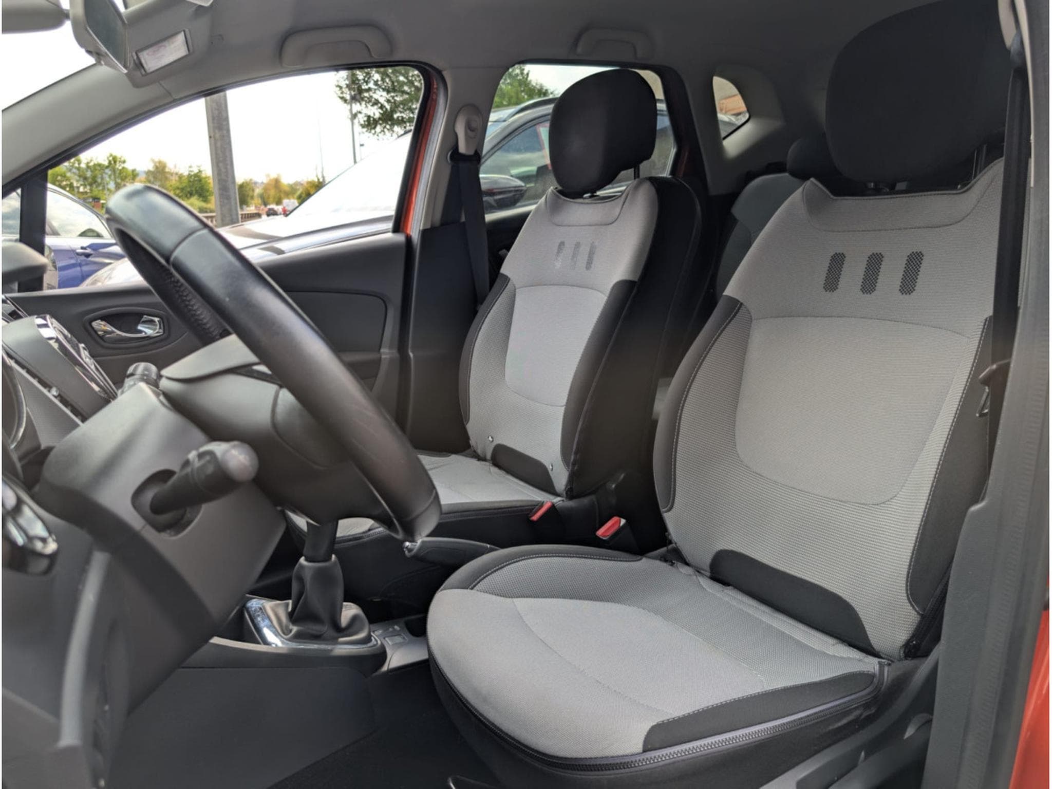Renault Captur 1.5 DCI 90 ENERGY * GARANTIE 24 MOIS * (2014) - Photo 7