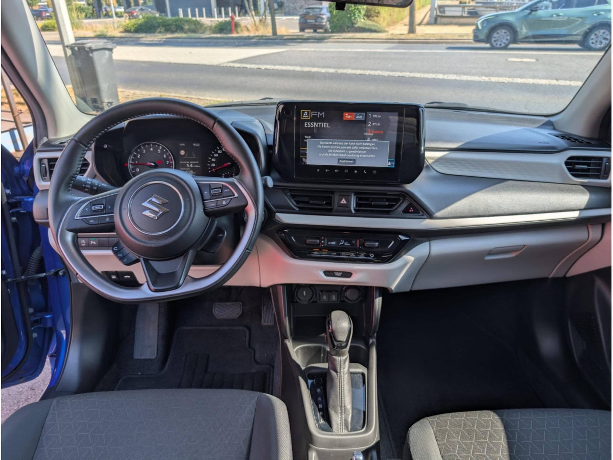 Suzuki Swift 1.2 HYBRID GL+CVT BOITE AUTO *GARANTIE 6 ANS CONSTRUCTEUR* (2025) - Photo 10