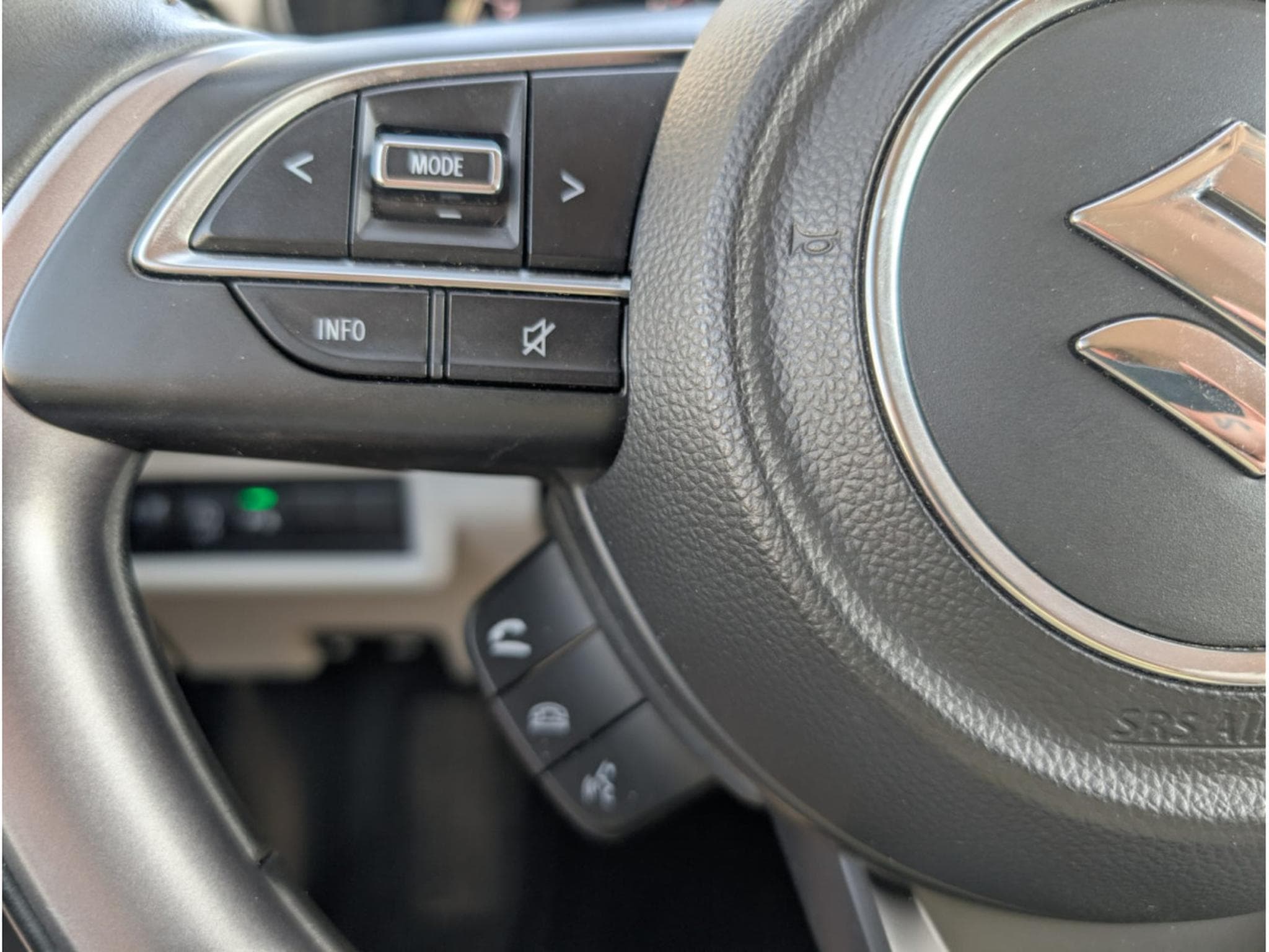 Suzuki Swift 1.2 HYBRID GL+CVT BOITE AUTO *GARANTIE 6 ANS CONSTRUCTEUR* (2025) - Photo 13