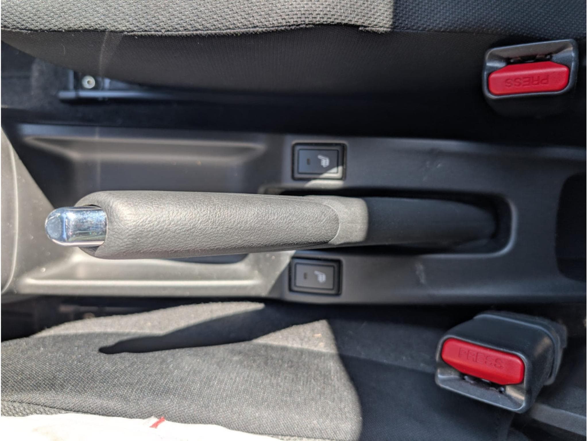 Suzuki Swift 1.2 HYBRID GL+CVT BOITE AUTO *GARANTIE 6 ANS CONSTRUCTEUR* (2025) - Photo 25