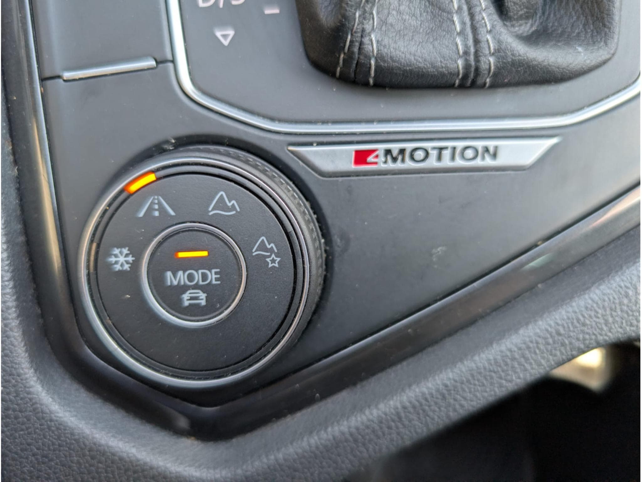VW Tiguan 2.0 BITDI 240CH 4MOTION R-LINE DSG * GARANTIE 36 MOIS* (2019) - Photo 14