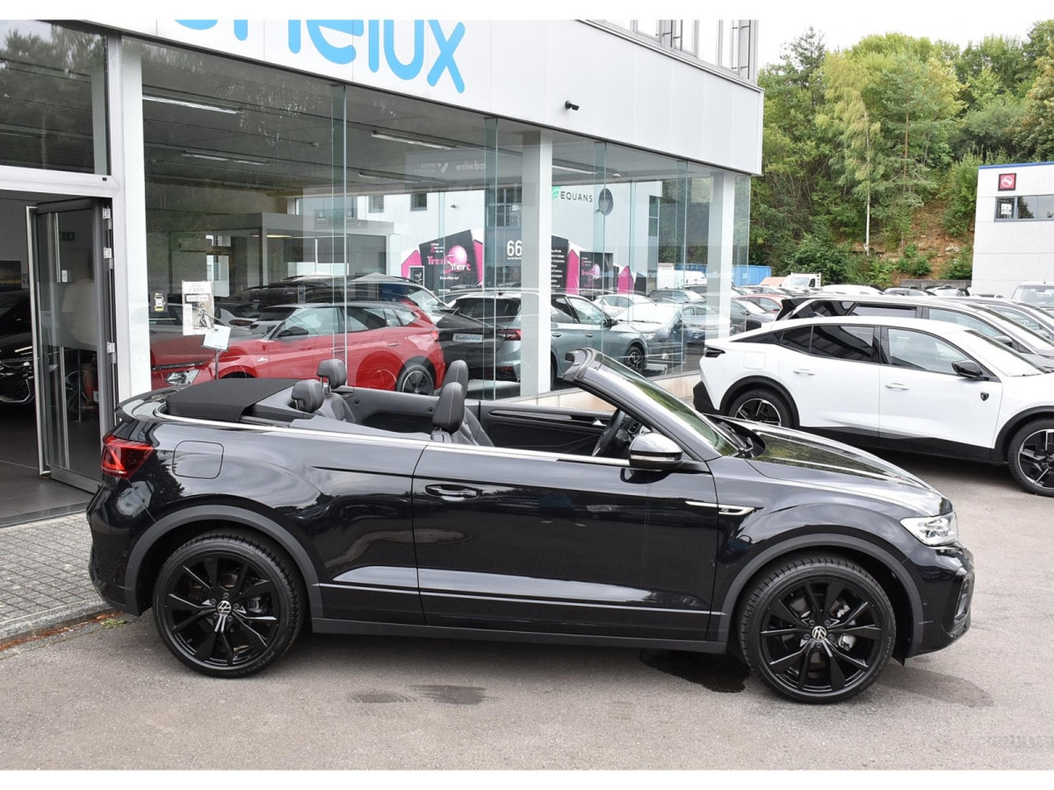 VW T-Roc Cabrio 1.5 TSI R-Line CUIR TRAVEL SIDE CHFF ADD MATRIX CAM (2025) - Photo 3