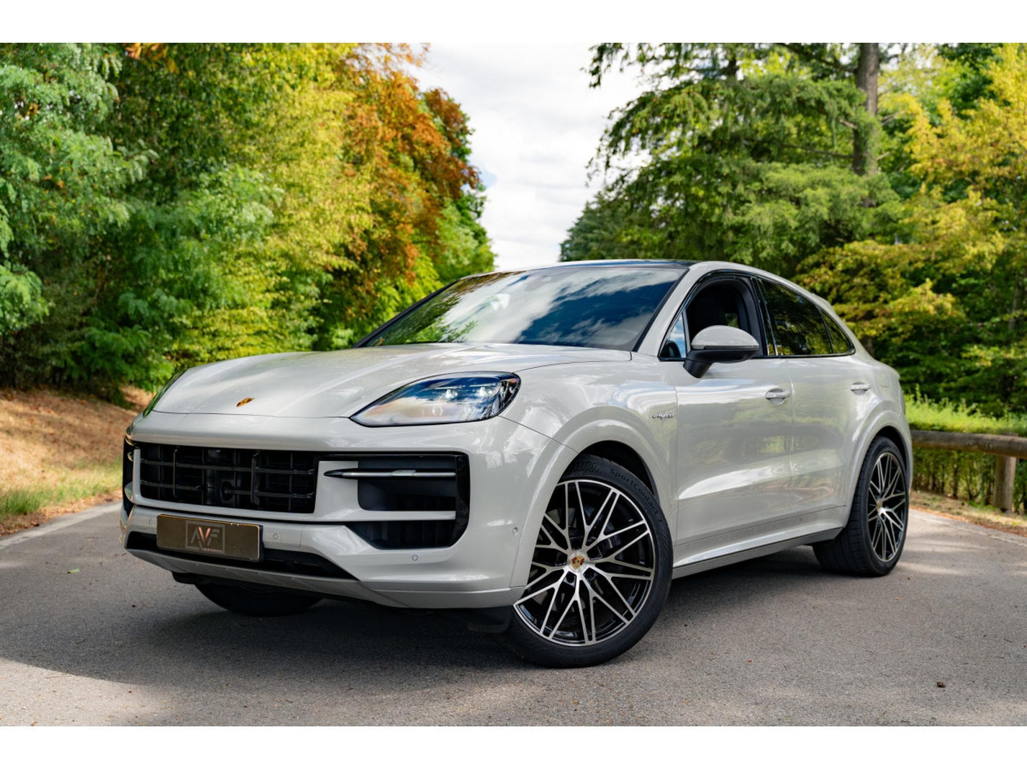Porsche Cayenne E-Hybrid Coupé (2024) - Photo 1