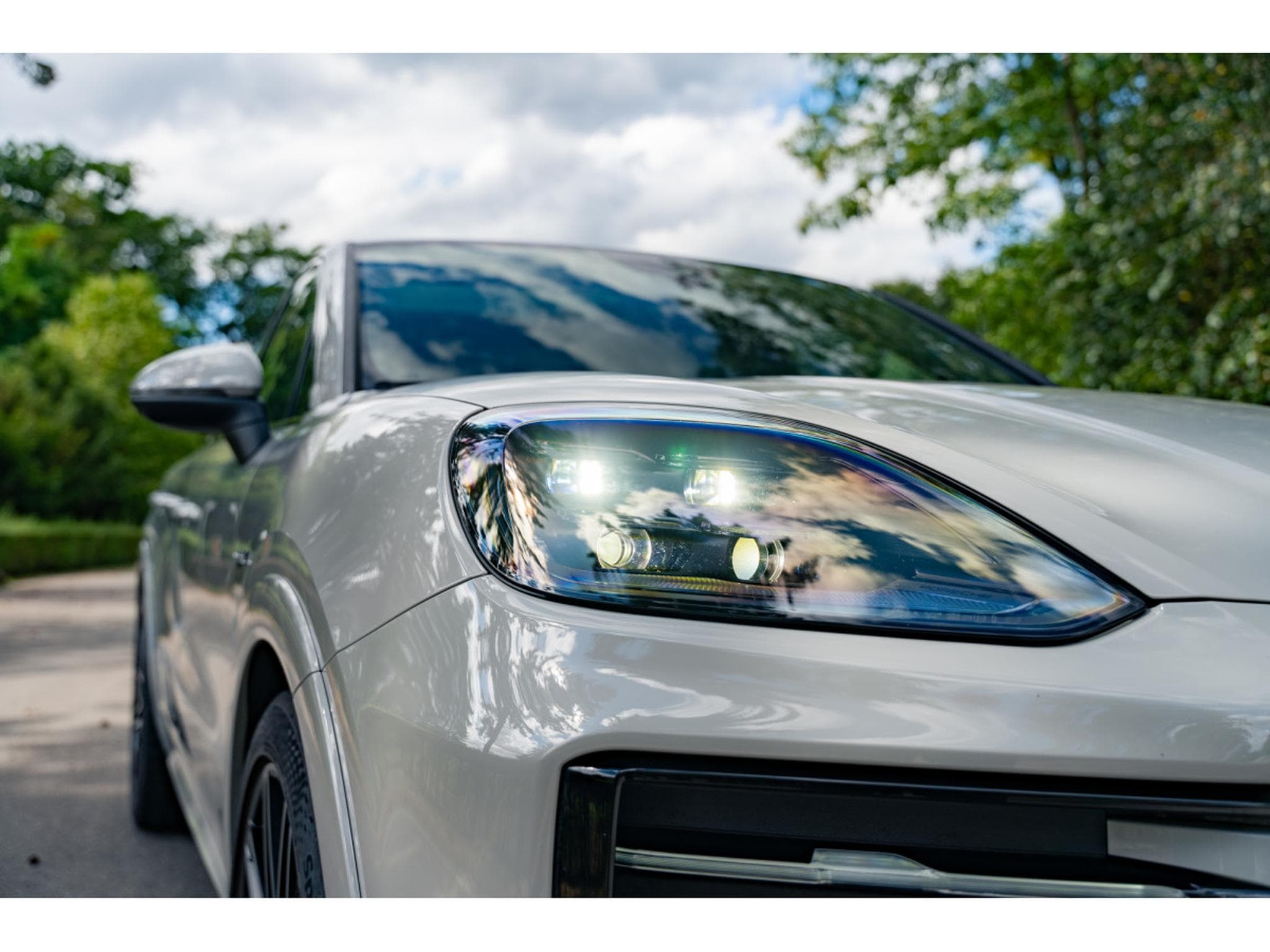 Porsche Cayenne E-Hybrid Coupé (2024) - Photo 4