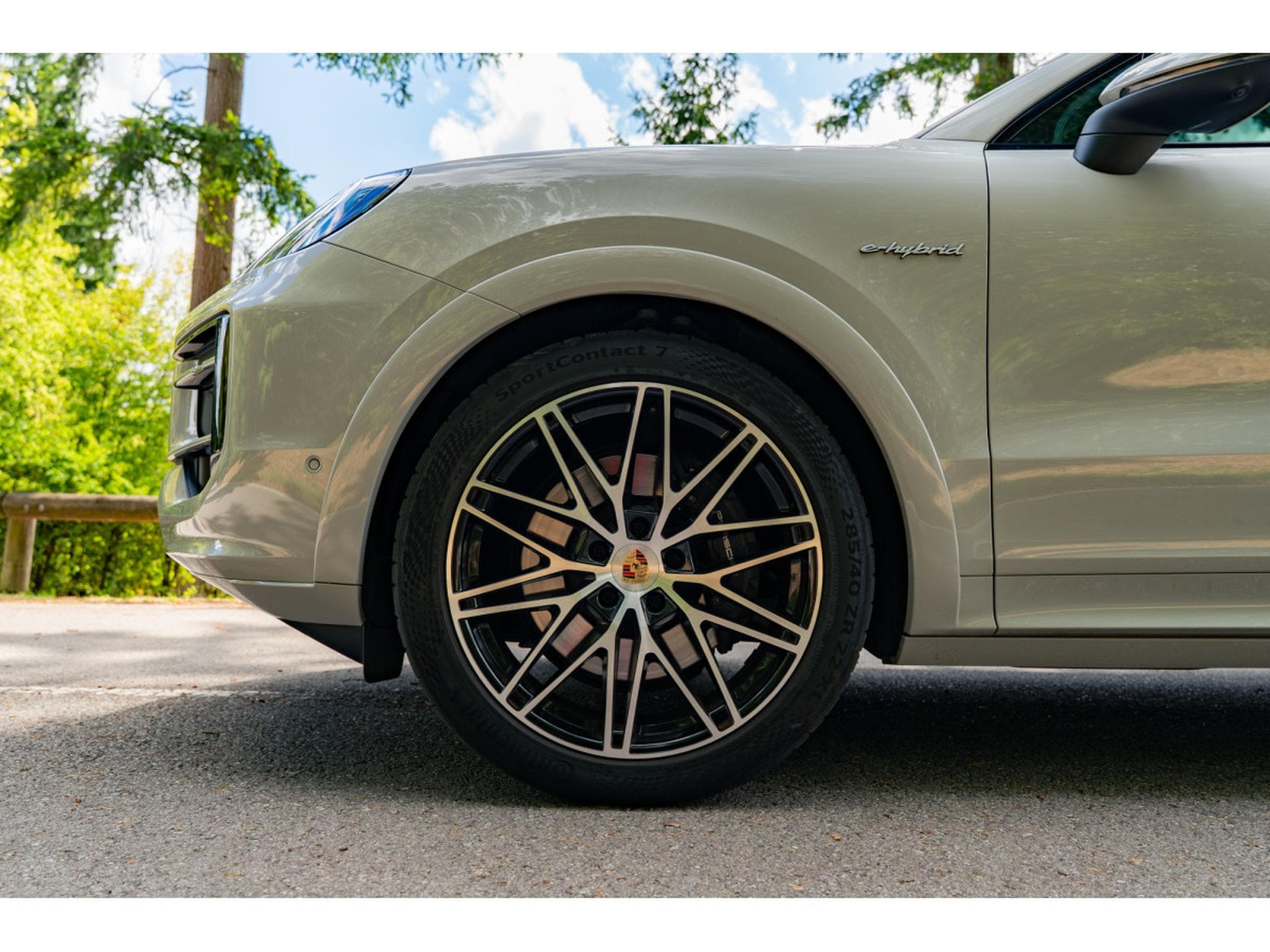 Porsche Cayenne E-Hybrid Coupé (2024) - Photo 5