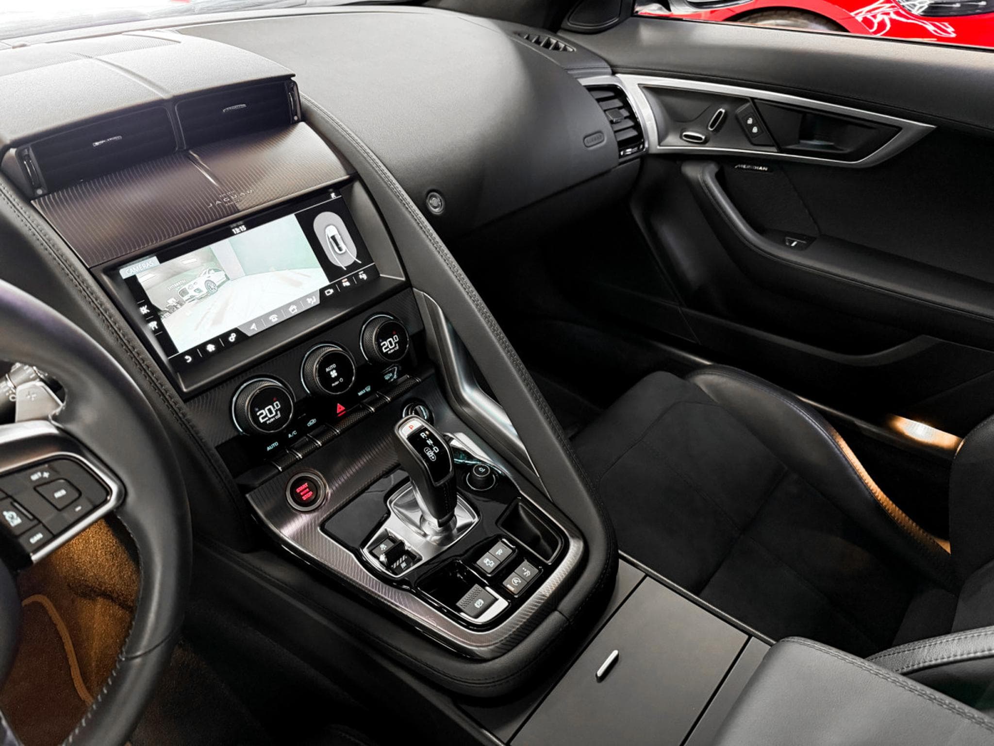 Jaguar F-Type P300 Coupe R-Dynamic / Meridian / LED / 1.Hand (2021) - Photo 12