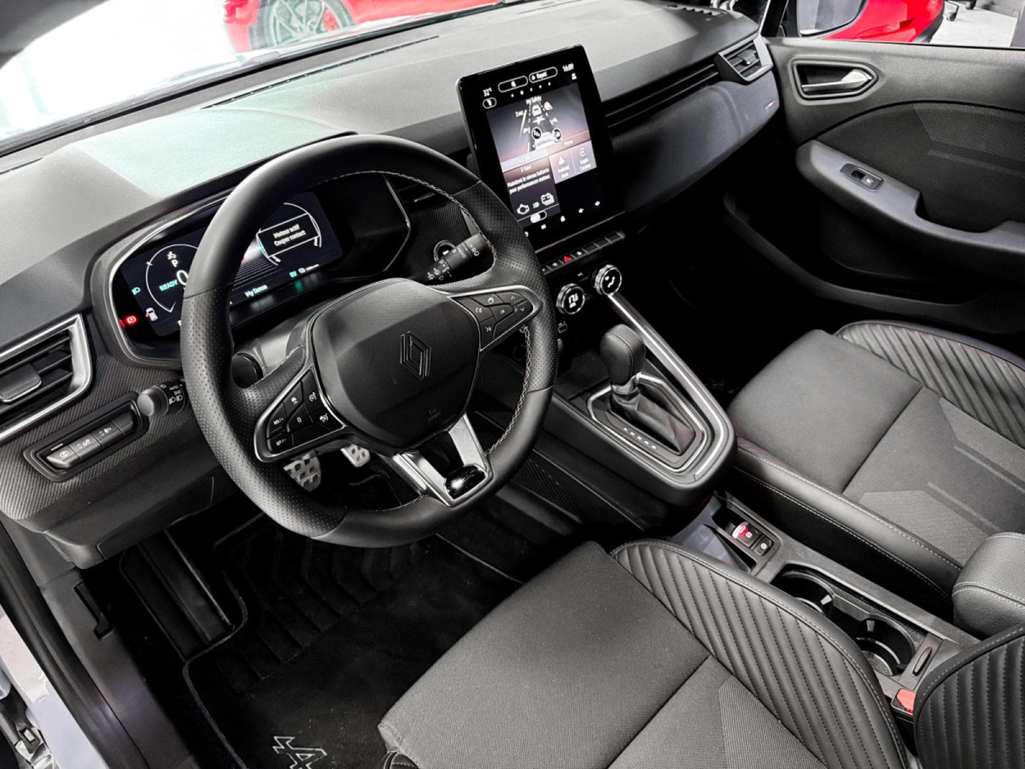 Renault Clio Esprit Alpine E-Tech Full Hybrid 145 (2025) - Photo 11