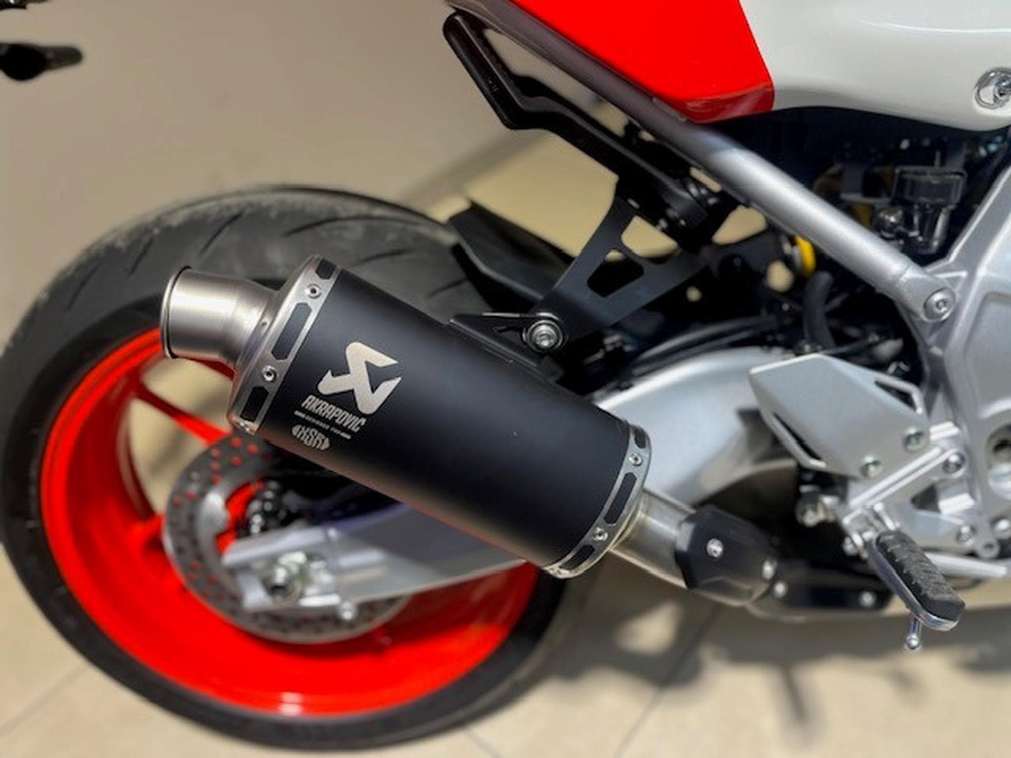 Yamaha XSR GP (2026) - Foto 14