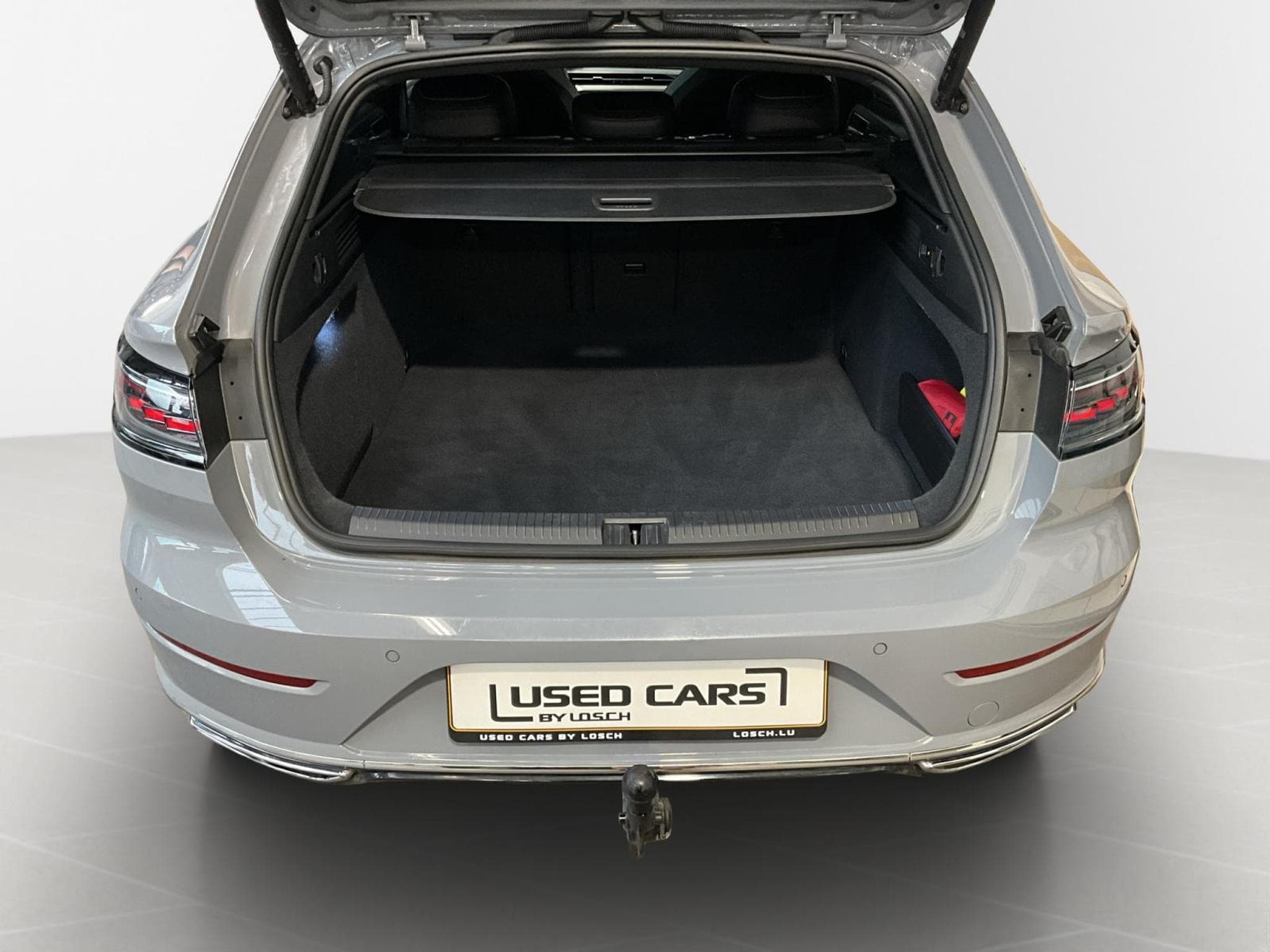VW Arteon SB+R-Line+Pano+360+Stand-H.+AHK (2023) - Photo 17