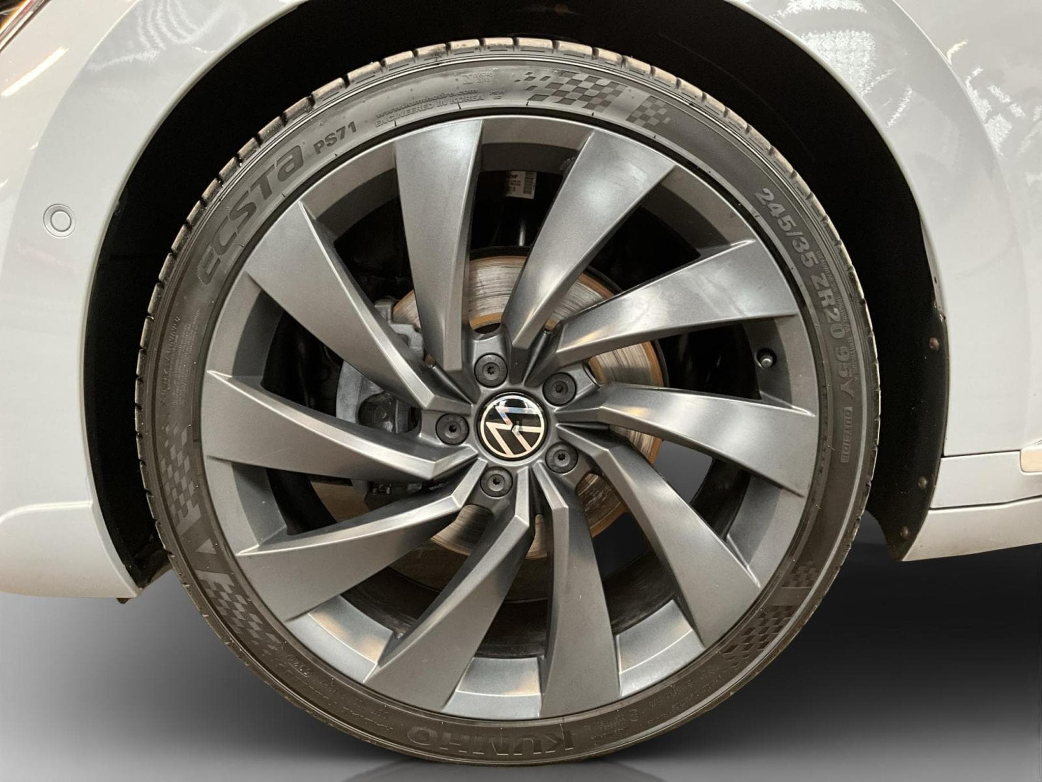 VW Arteon SB+R-Line+Pano+360+Stand-H.+AHK (2023) - Photo 8