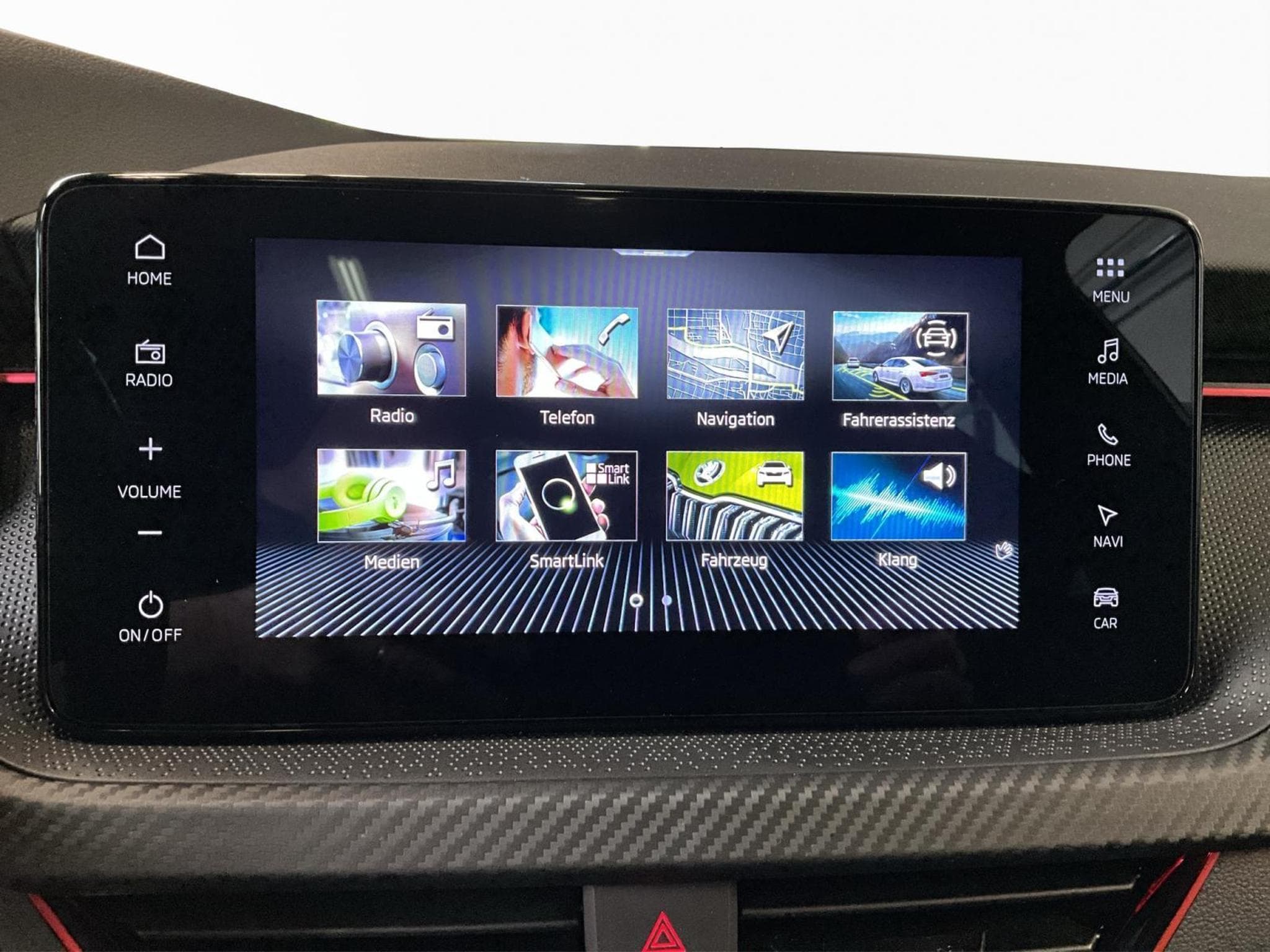 Skoda Kamiq Monte-Carlo+DSG+LED+P.Assisted+P.Park&Go (2025) - Photo 13