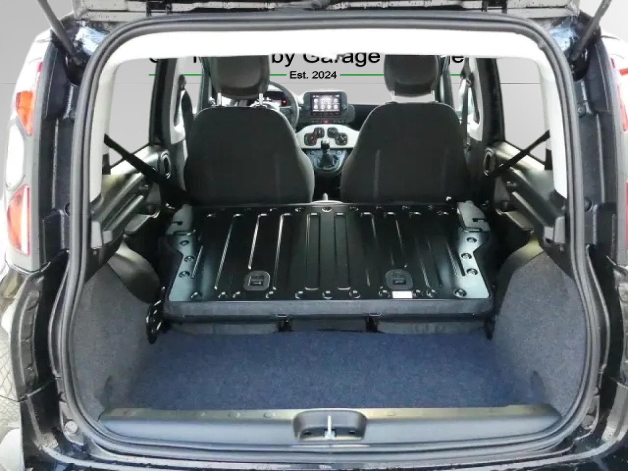 Fiat Panda Pandina Cross Hybride 1.0 (2026) - Photo 9