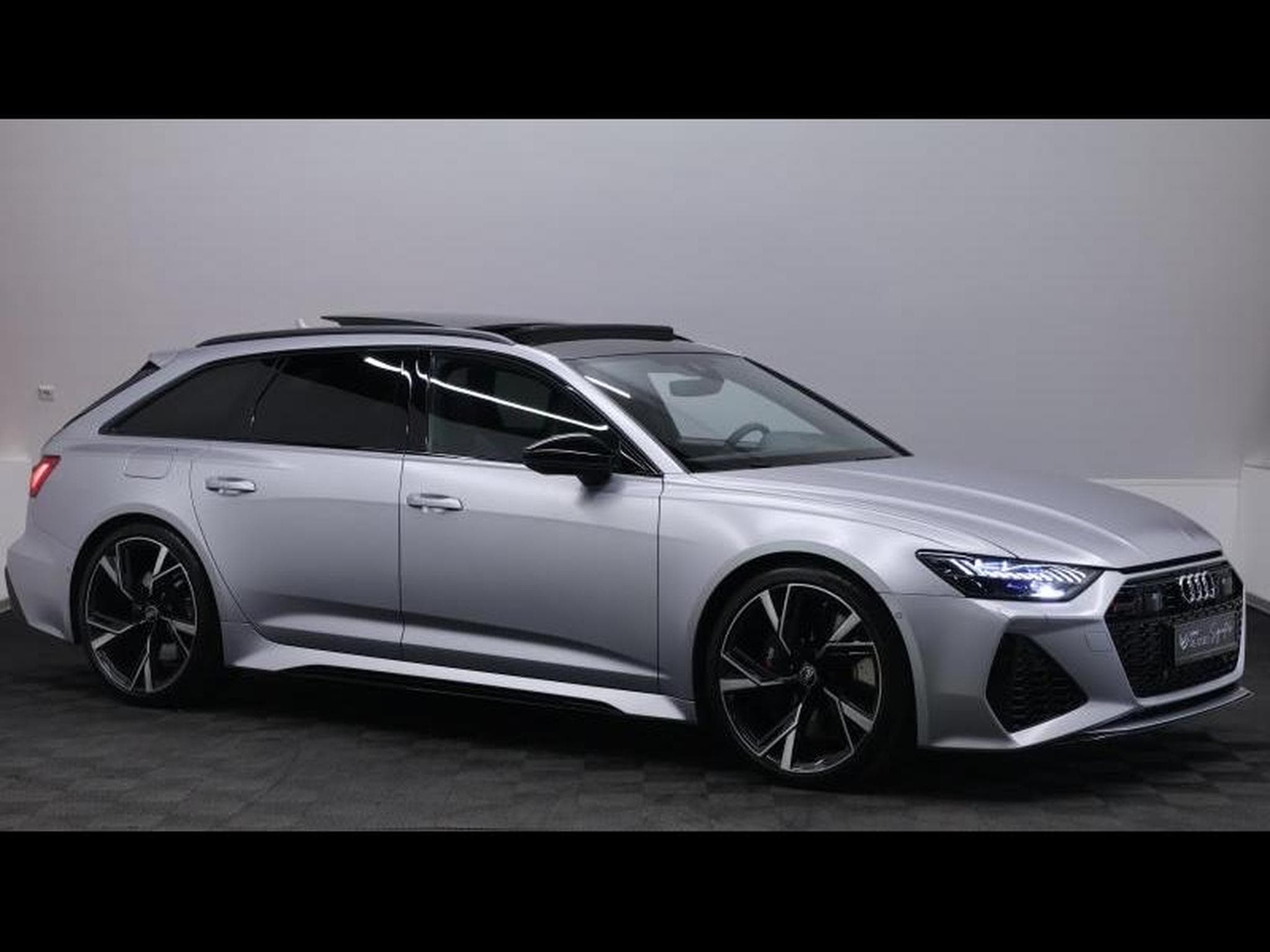 Audi RS6 Avant 4.0 TFSI 600 Quattro (2022) - Foto 5