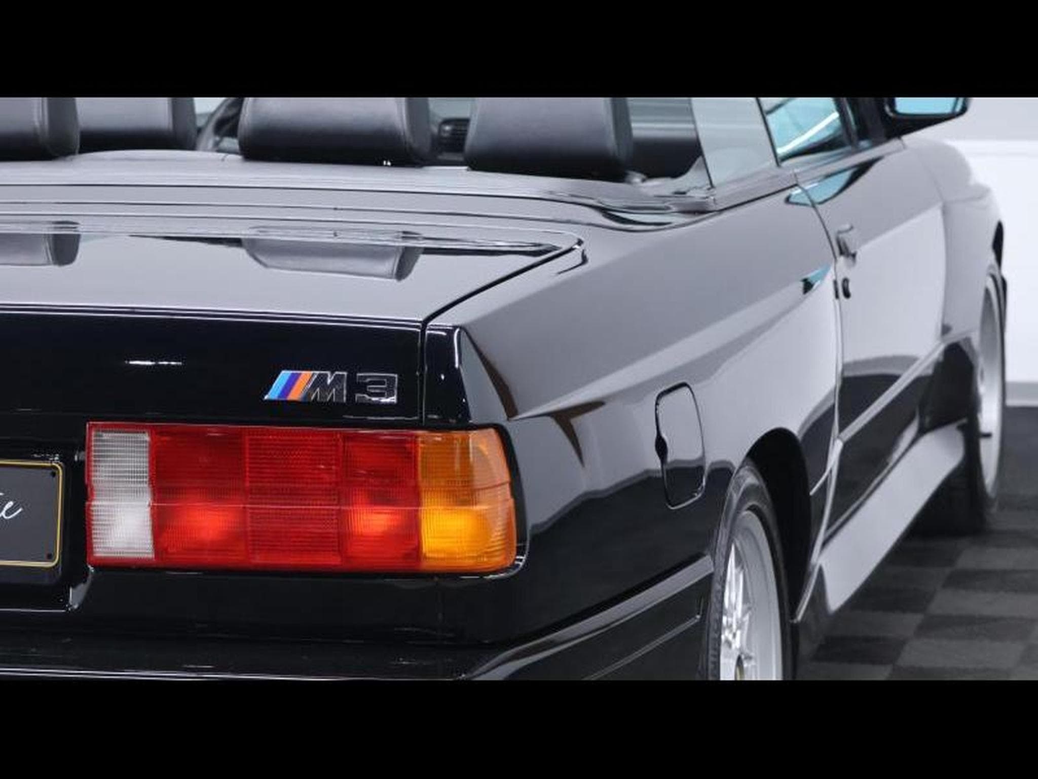 BMW M3 E30 Cabrio 2.3 215ch *matching number* (1991) - Foto 10