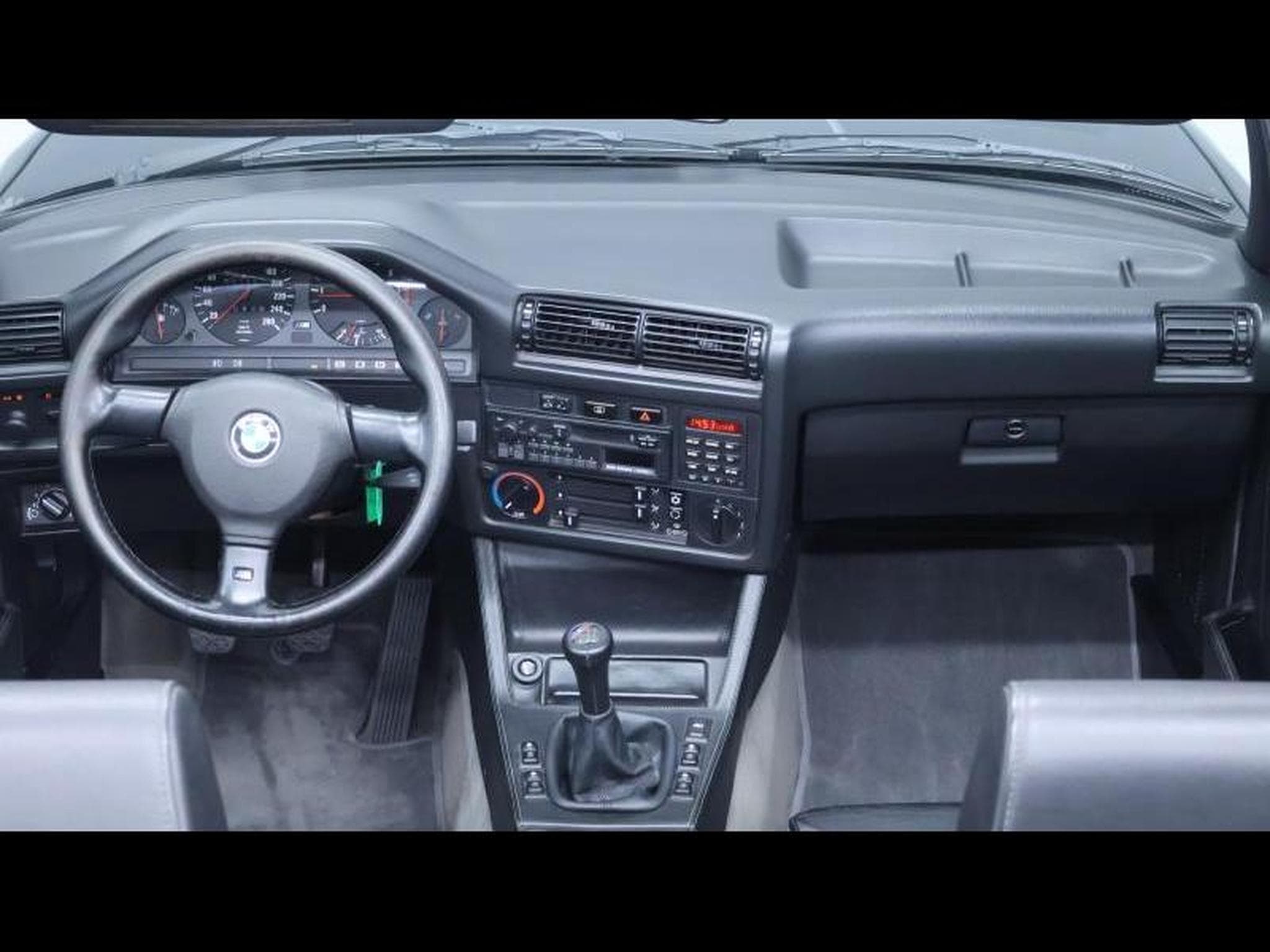 BMW M3 E30 Cabrio 2.3 215ch *matching number* (1991) - Foto 16