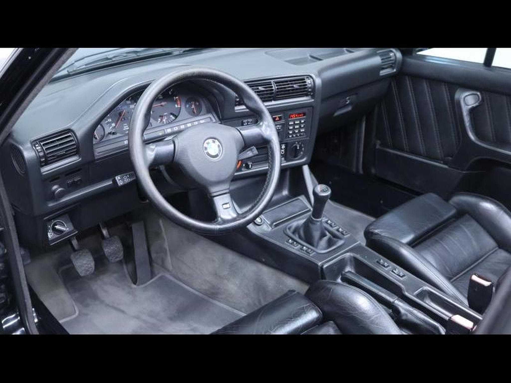 BMW M3 E30 Cabrio 2.3 215ch *matching number* (1991) - Foto 20