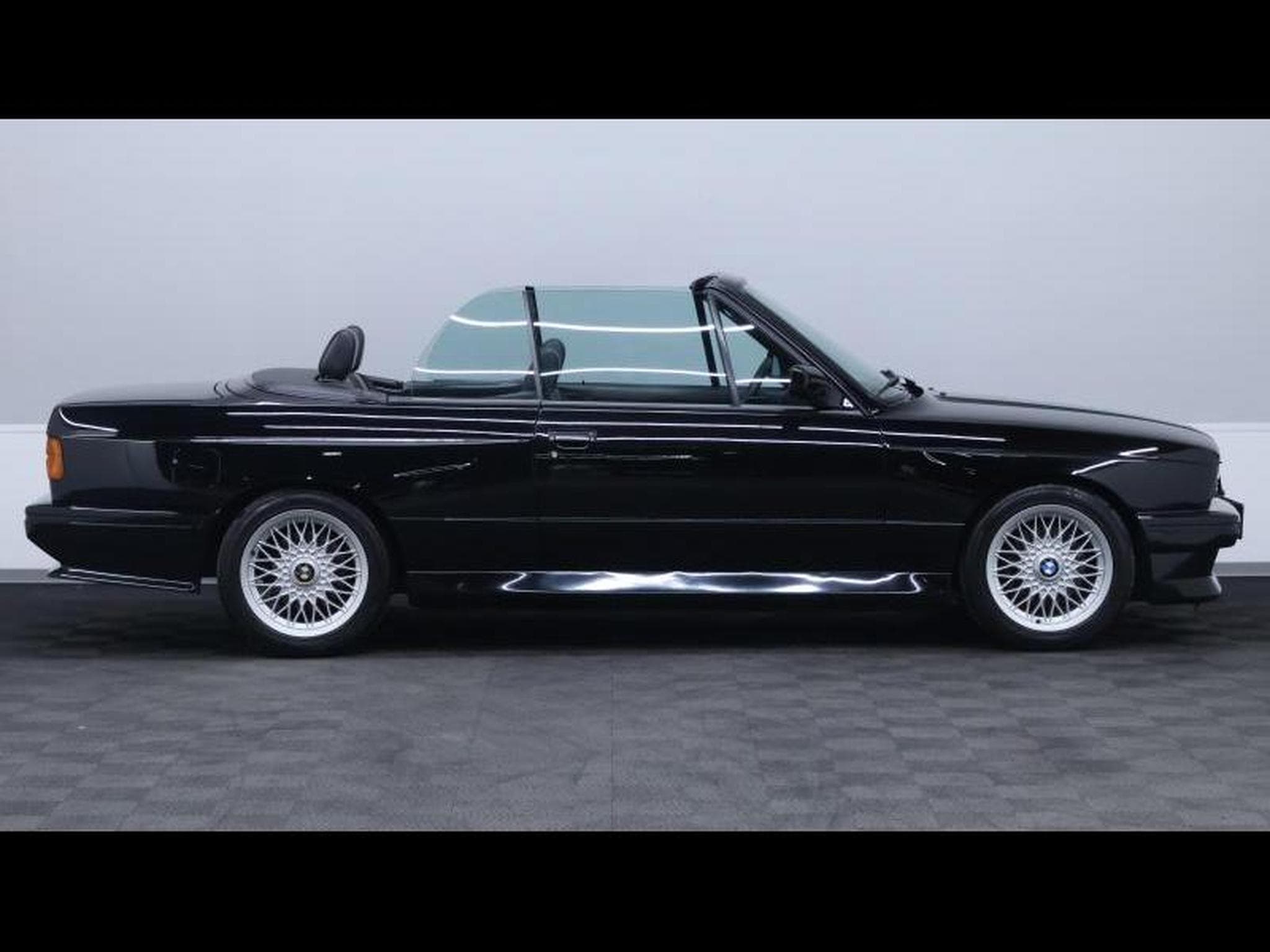 BMW M3 E30 Cabrio 2.3 215ch *matching number* (1991) - Foto 4