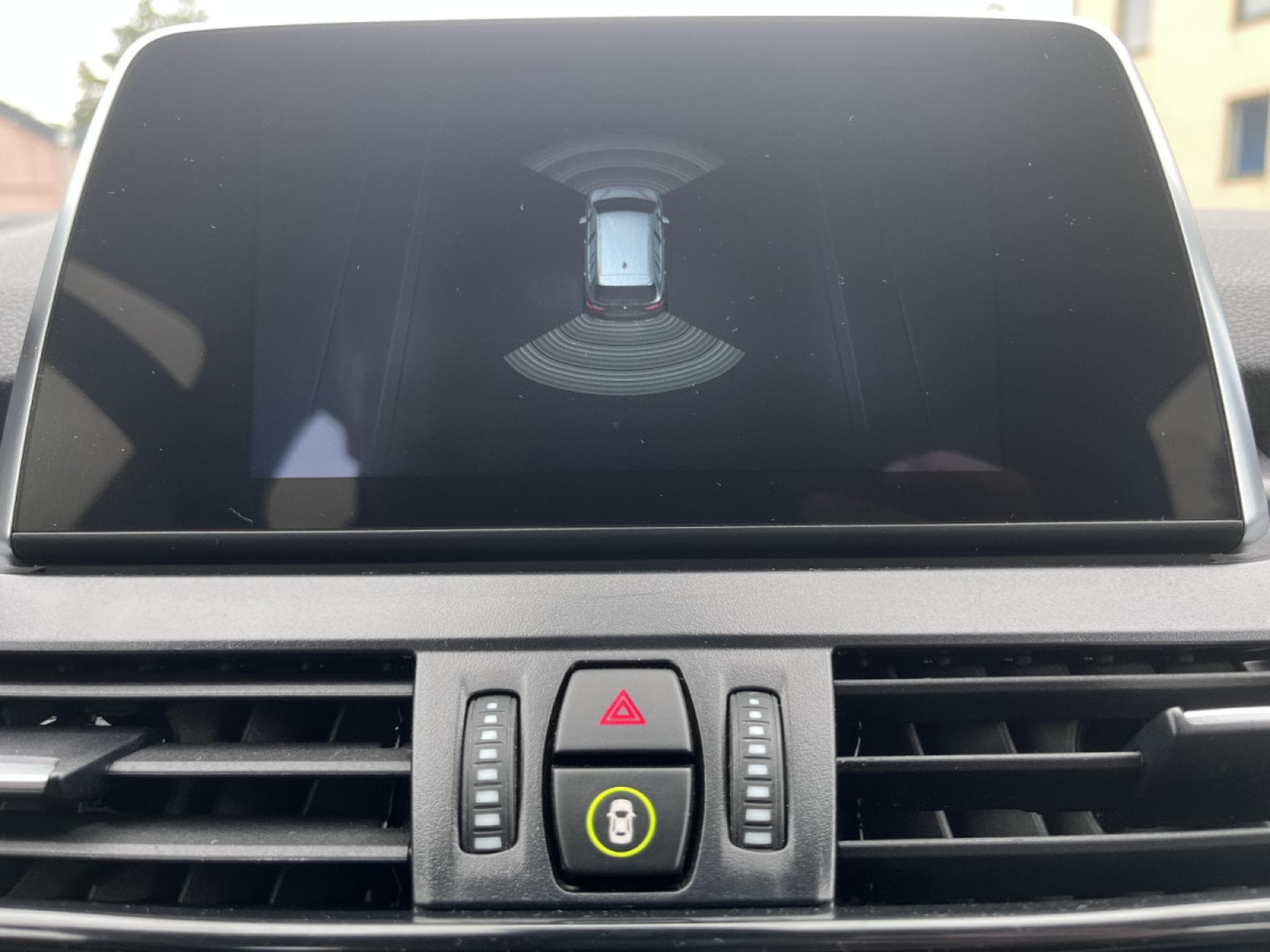 BMW 216 216d Business - LED - Navigation -Cuir - PDC (2020) - Photo 17
