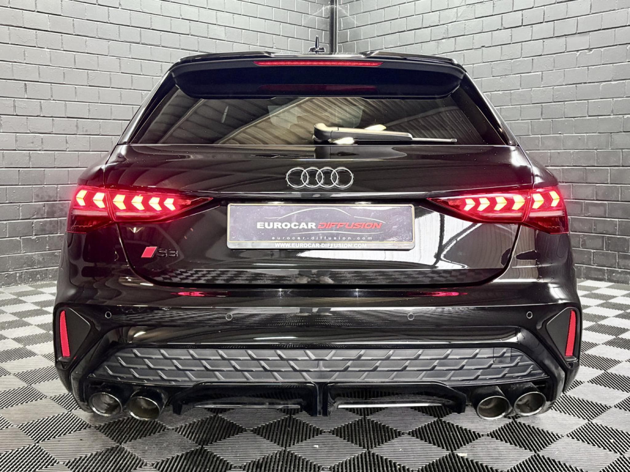 Audi S3 S3 Sportback Quattro 2.0 TFSI 333 CV * MATRIX * BLACK PACK * (2025) - Photo 5