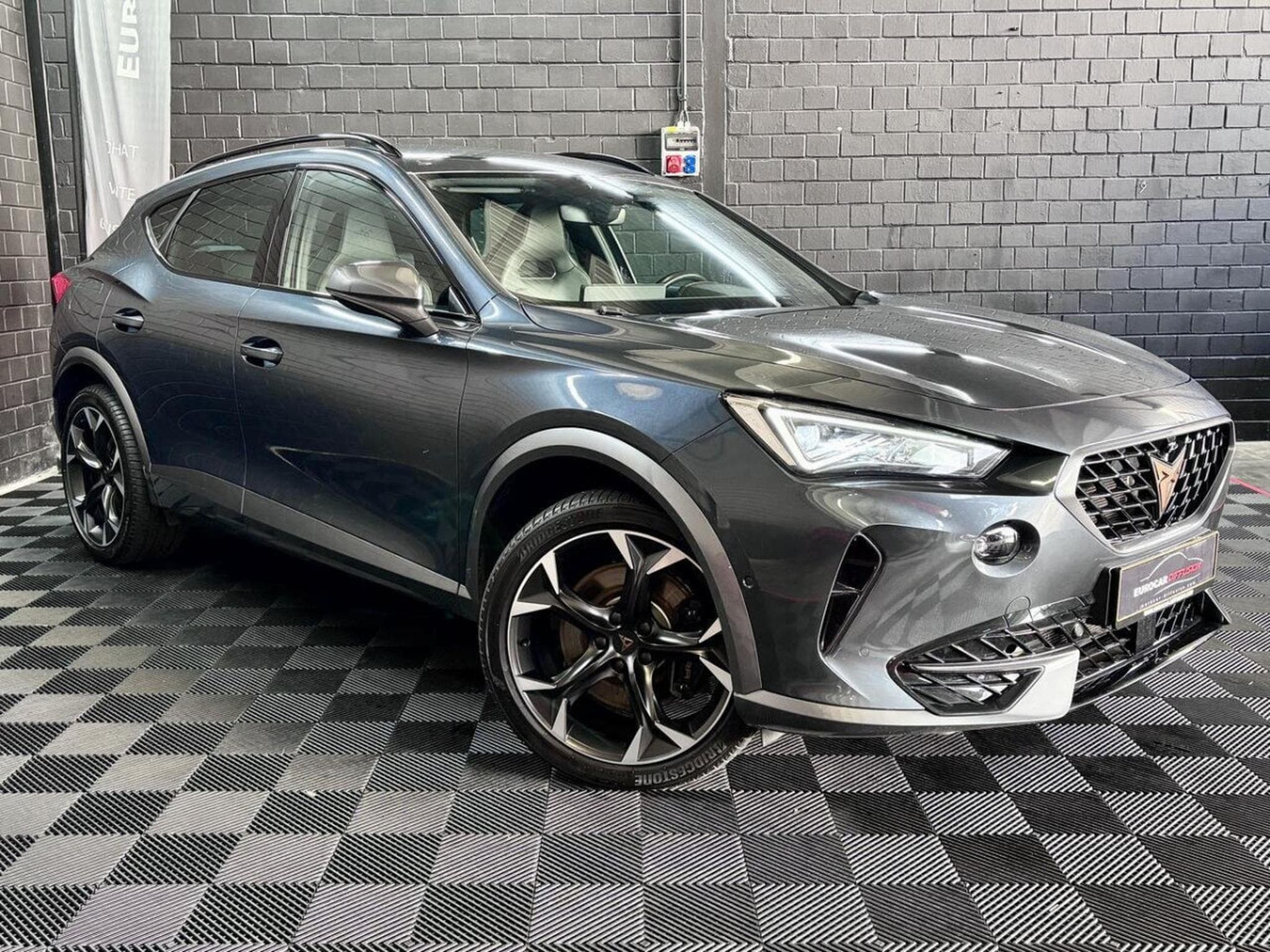 Cupra Formentor VZ 245CV PHEV eHybrid DSG6  *ACC* CAM* (2023) - Photo 3