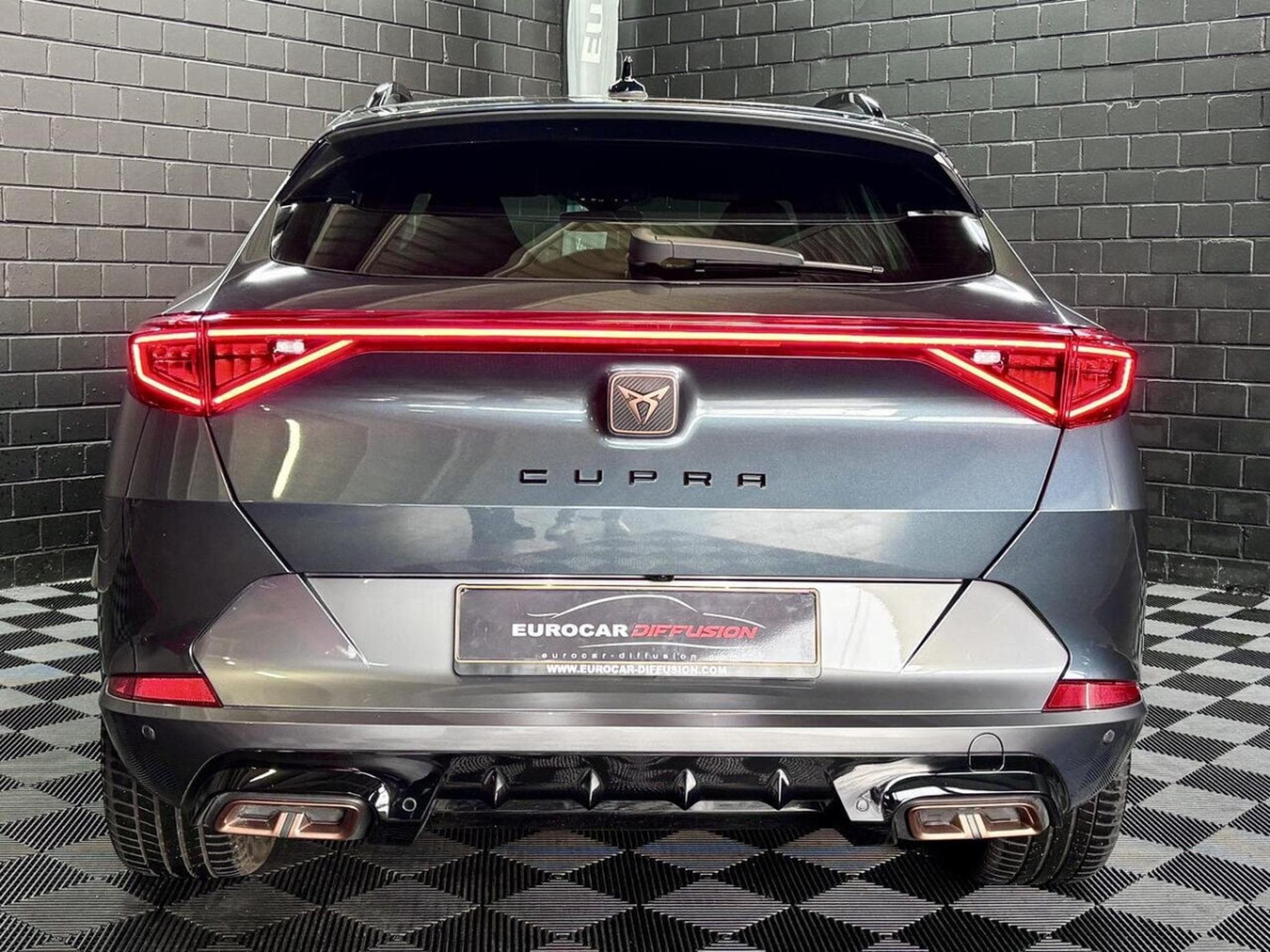 Cupra Formentor VZ 245CV PHEV eHybrid DSG6  *ACC* CAM* (2023) - Photo 5