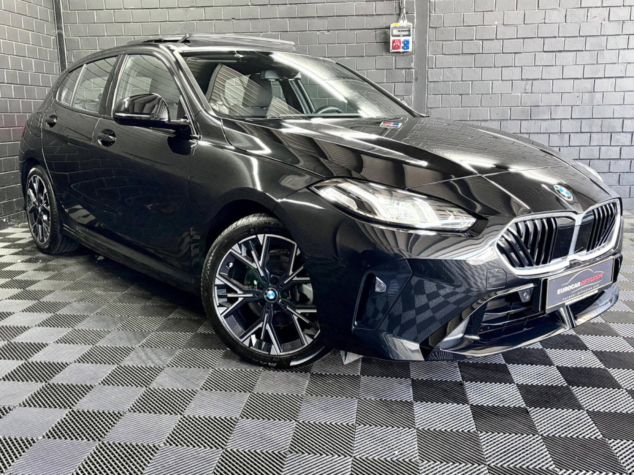 BMW 120 120iA M-Sport 170CV (F70) *PANO*Sièges Chauffants*Shadow Lin (2025) - Foto 3