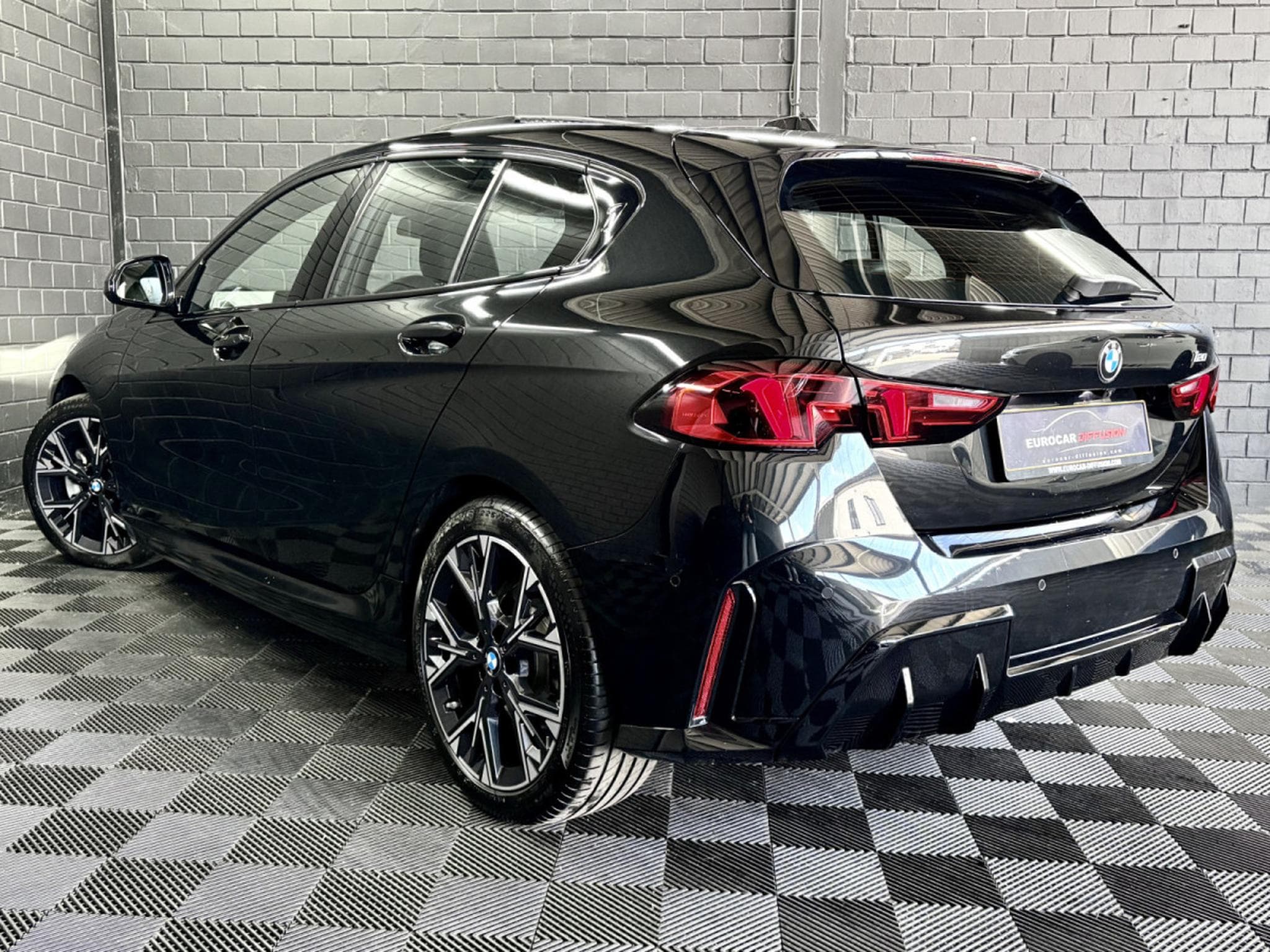 BMW 120 120iA M-Sport 170CV (F70) *PANO*Sièges Chauffants*Shadow Lin (2025) - Foto 4