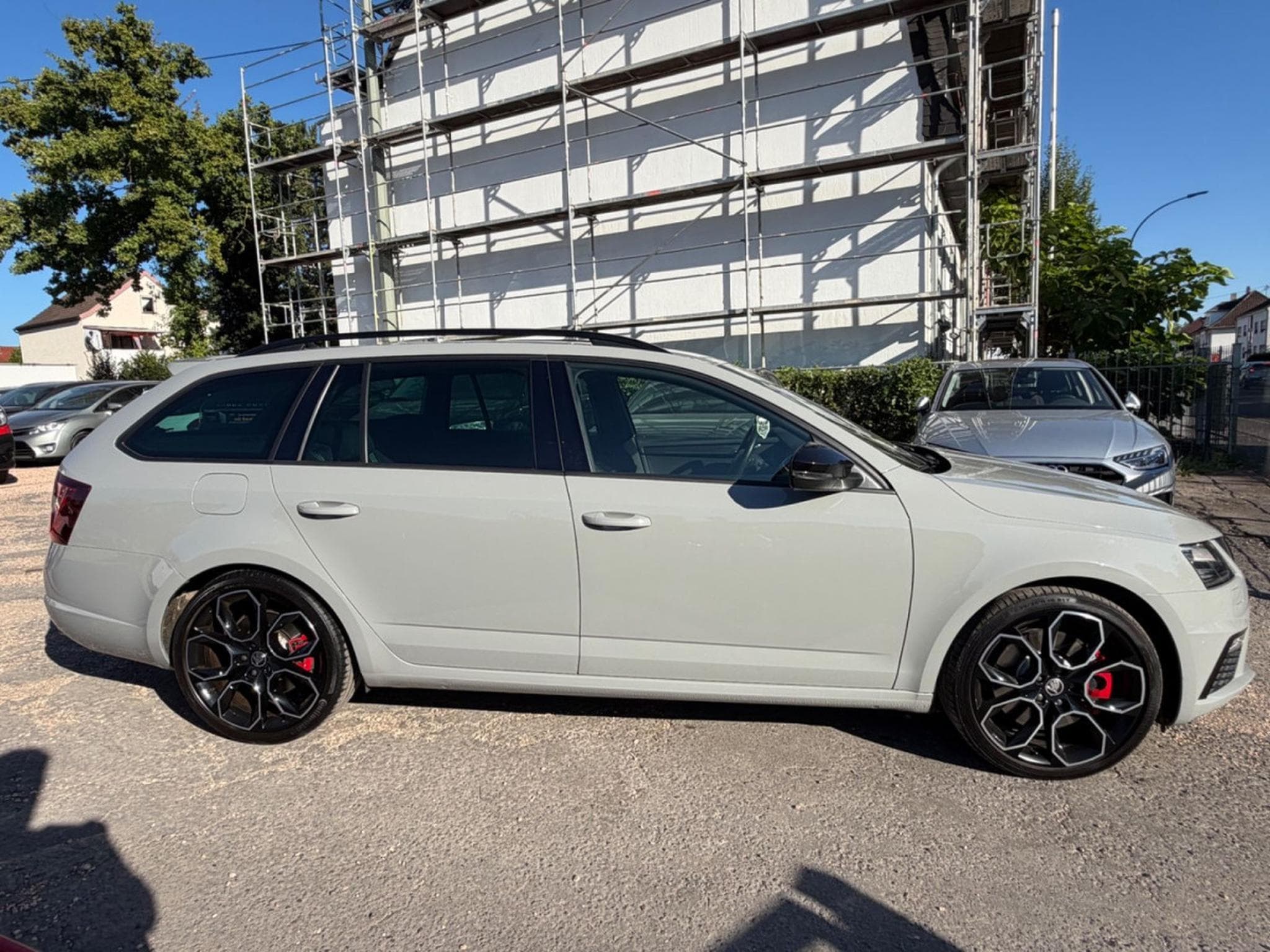 Skoda Octavia Combi RS 245 (2020) - Photo 7